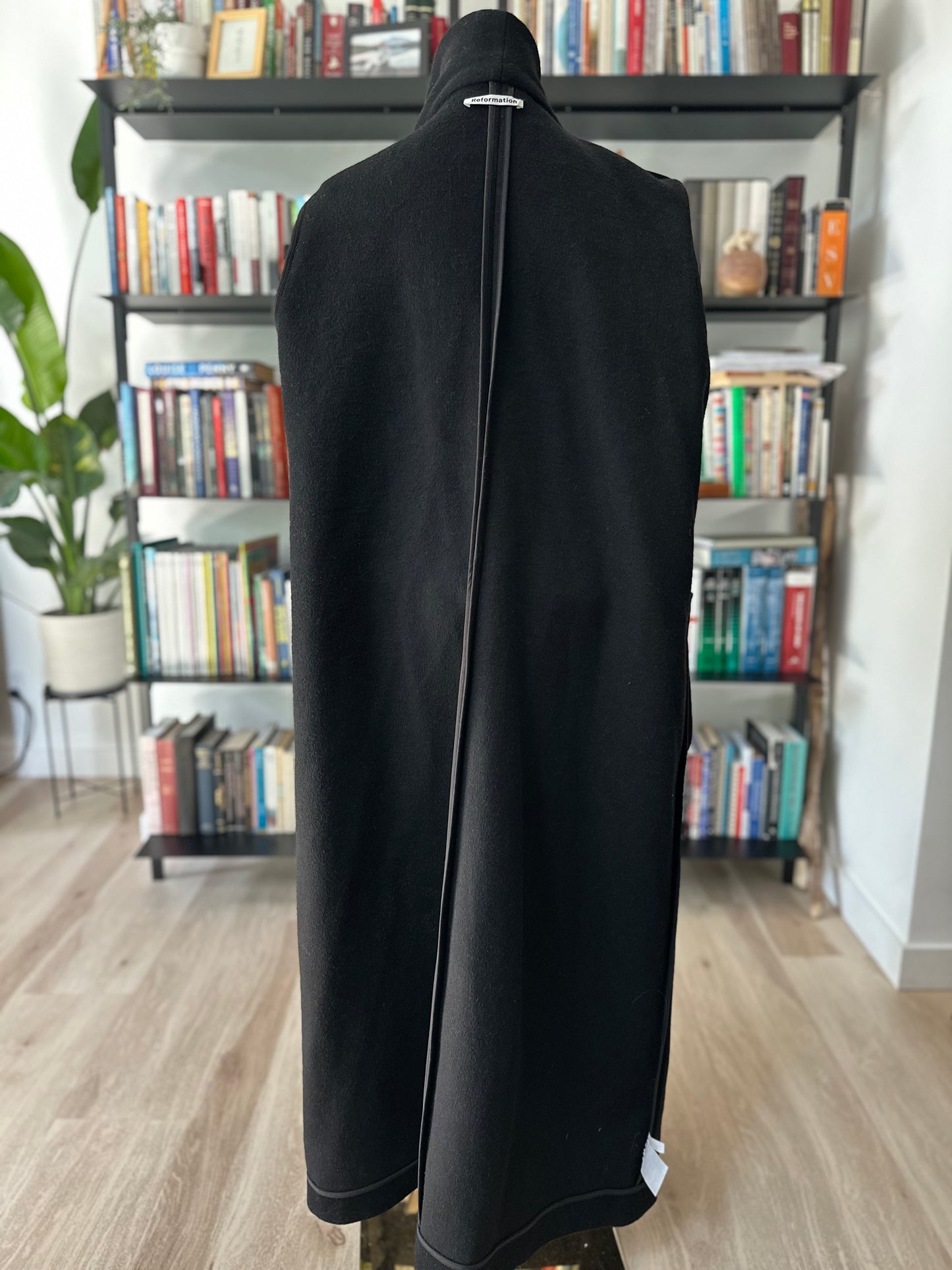 Reformation black wool Downing coat. Size Large