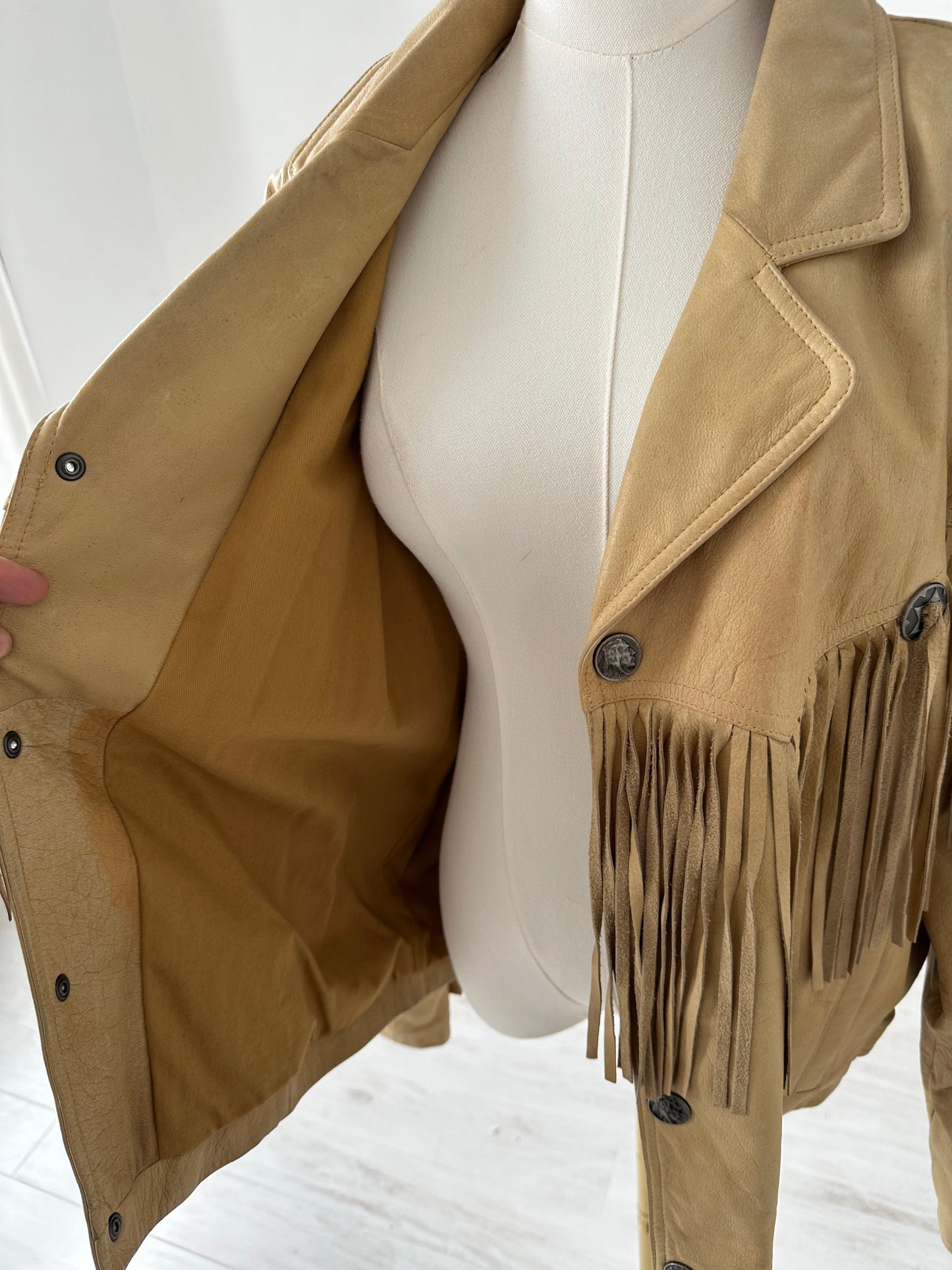 90s Adventure Bound by Wilson’s suede fringe leather jacket