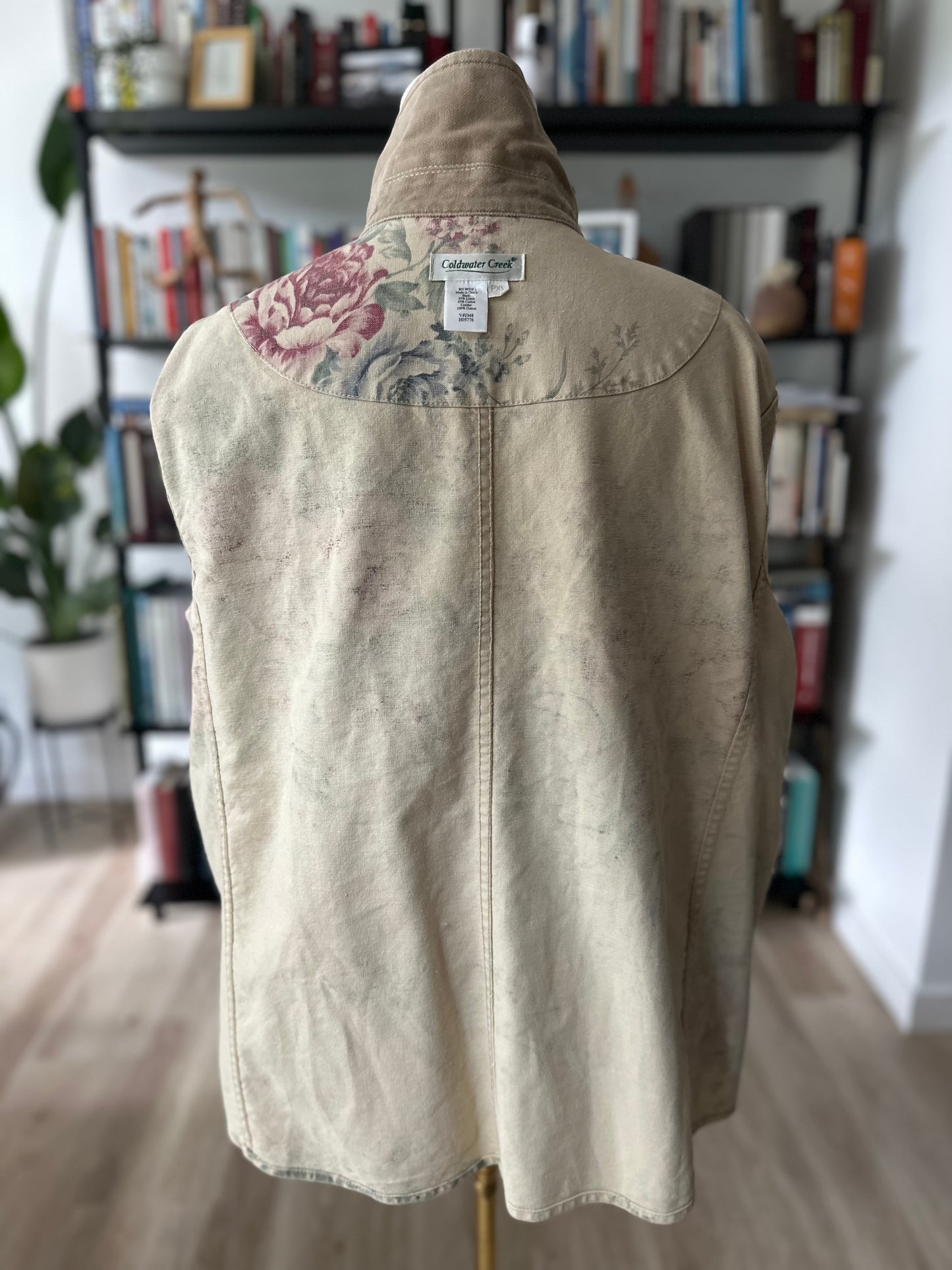 00s Coldwater Creek light floral barn coat