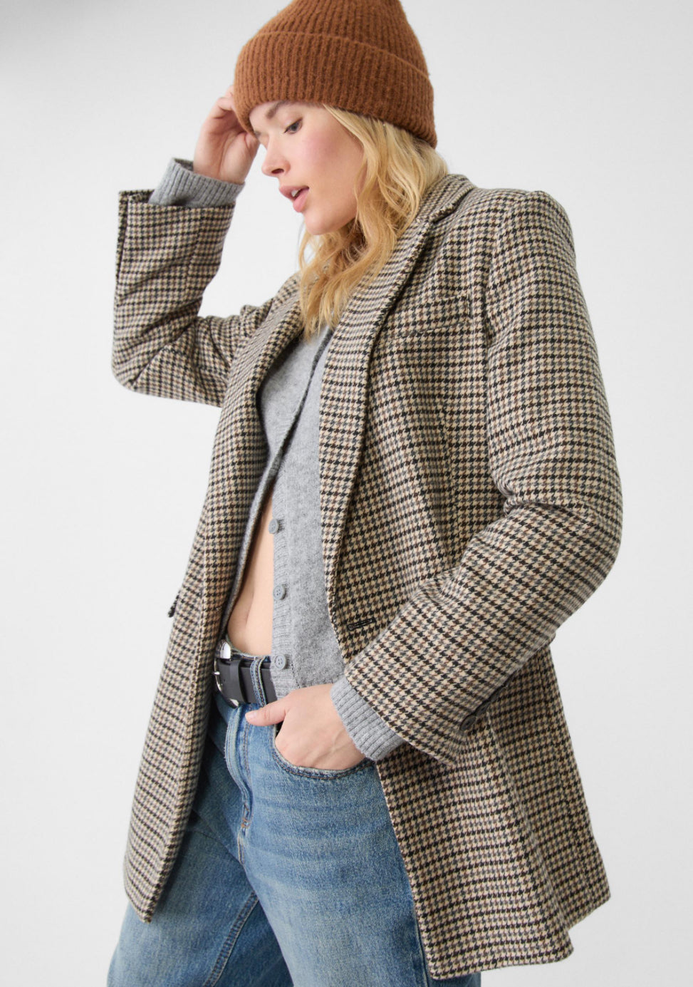 Astr The Label plaid wool blend blazer. Size Large