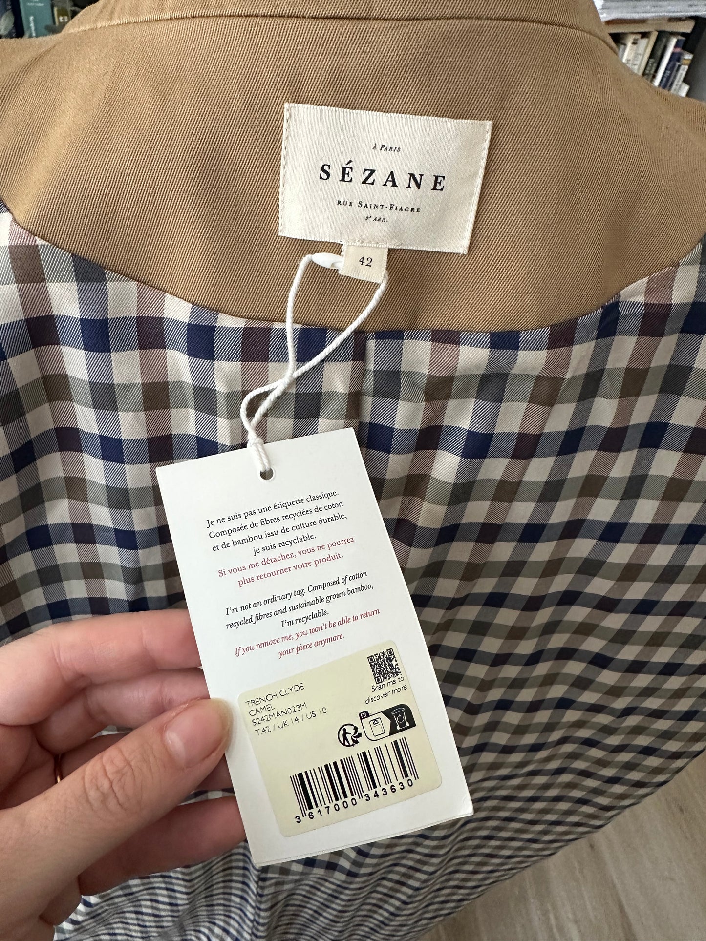 NWT Sezane Clyde trench in camel. Size US 10