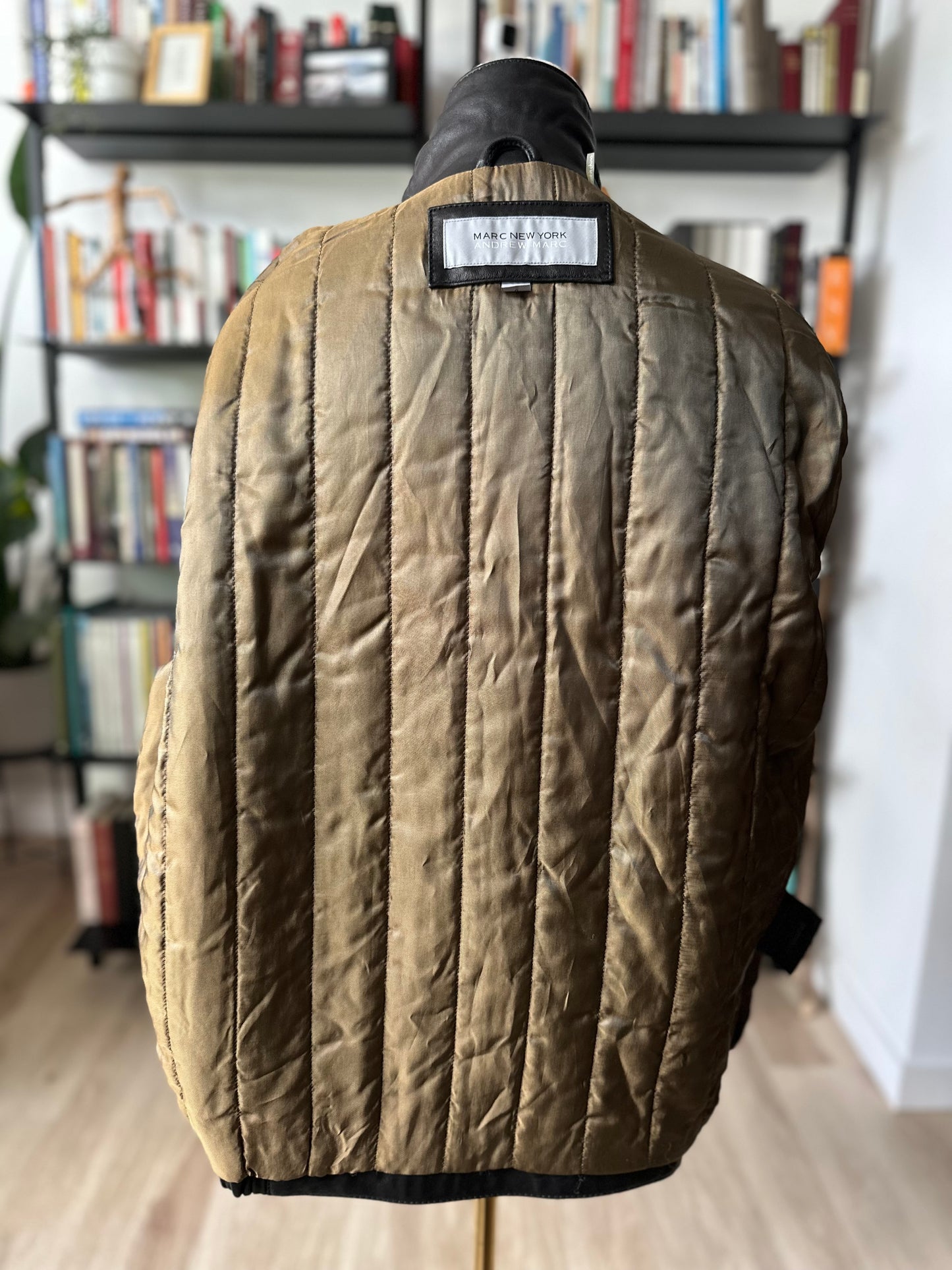 90s Andrew Marc black leather bomber