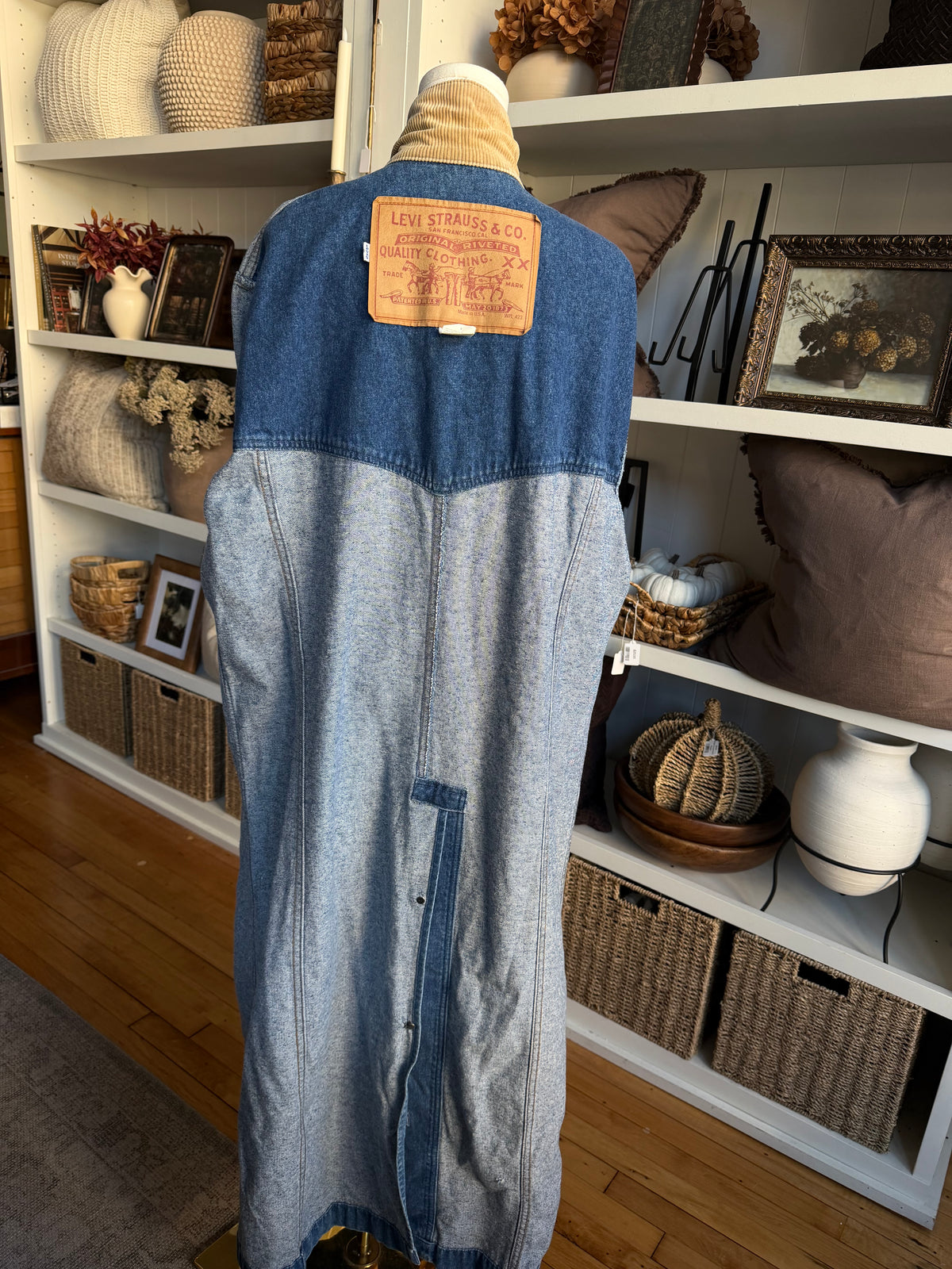 80s Levi’s denim duster with corduroy collar. Made in the USA