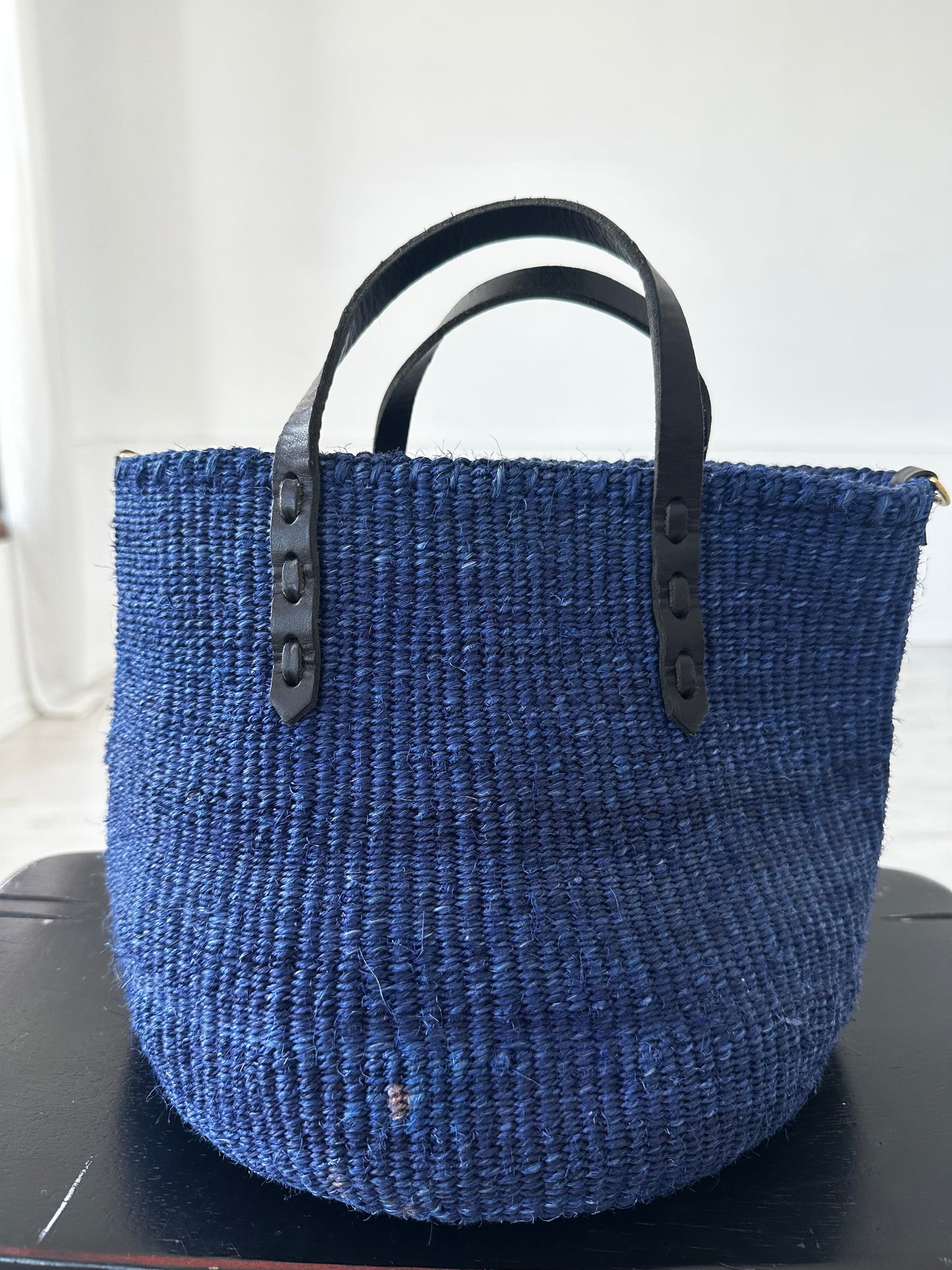 Clare V petite Kenya bag in cobalt