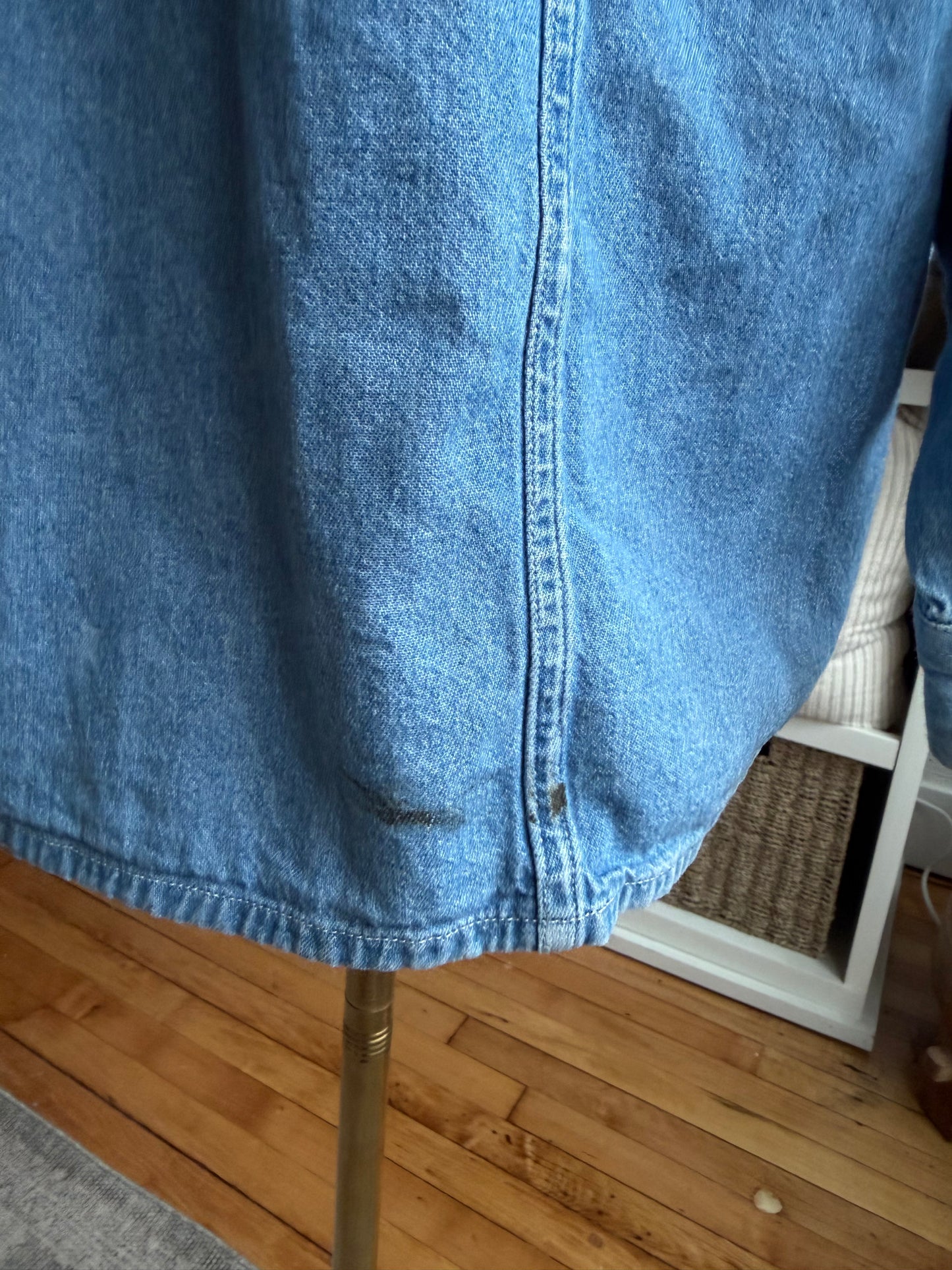 90s Vanderbilt denim shirt with silver buttons and embroidery. Made in Hong Kong