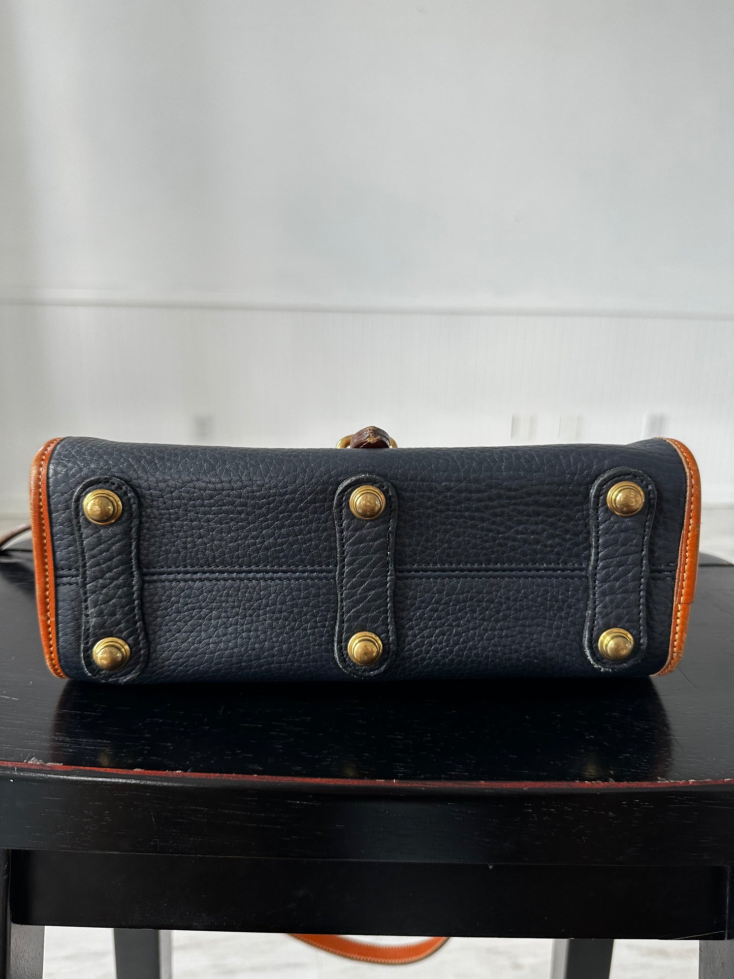 90s Dooney & Bourke large Essex bag in navy