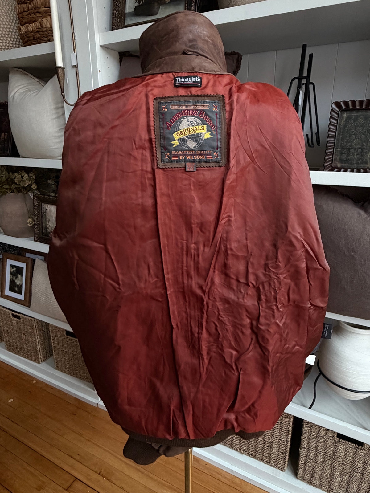 90s Wilson’s Adventure Bound leather bomber. Fits M-XL