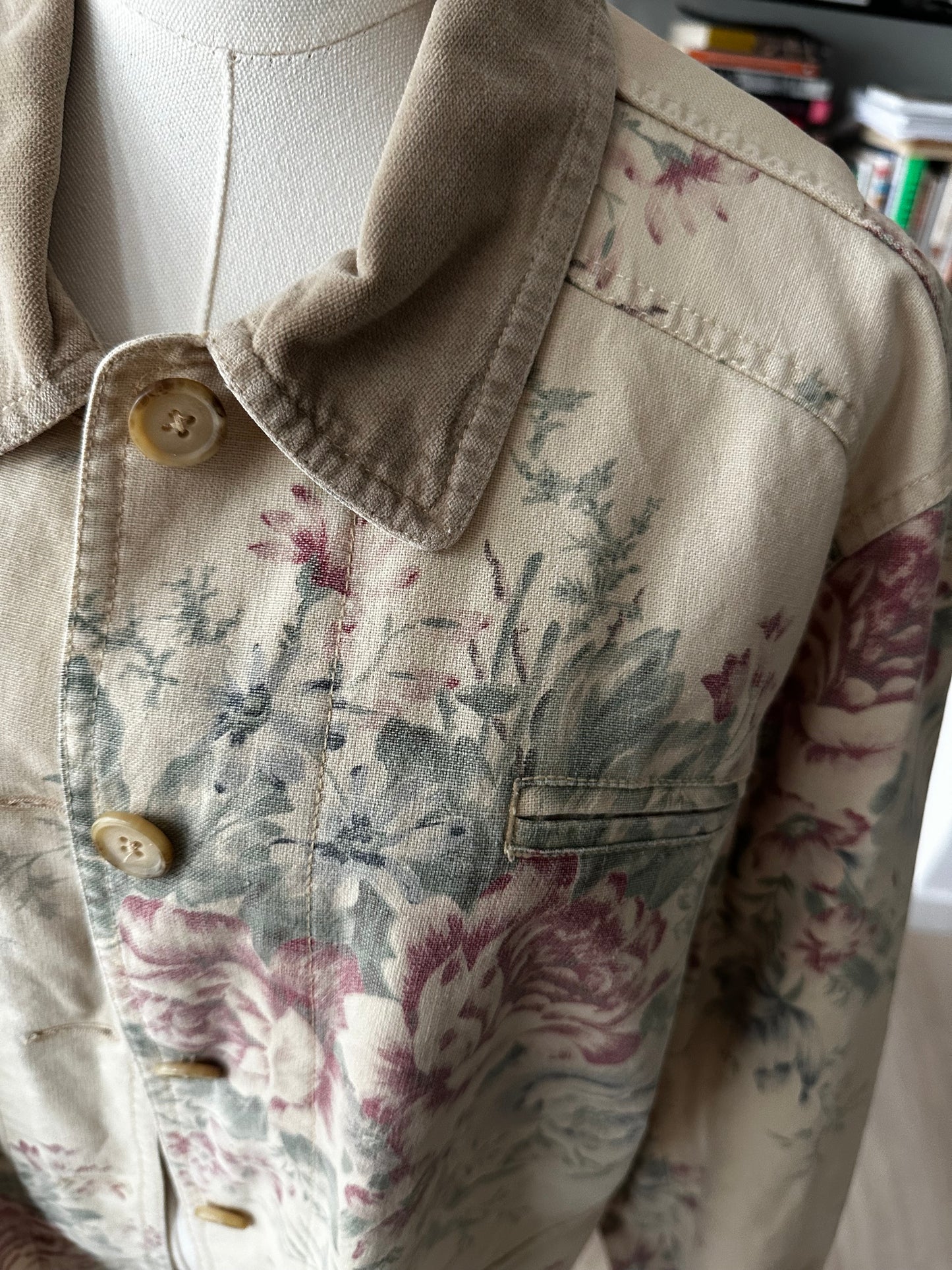 00s Coldwater Creek light floral barn coat