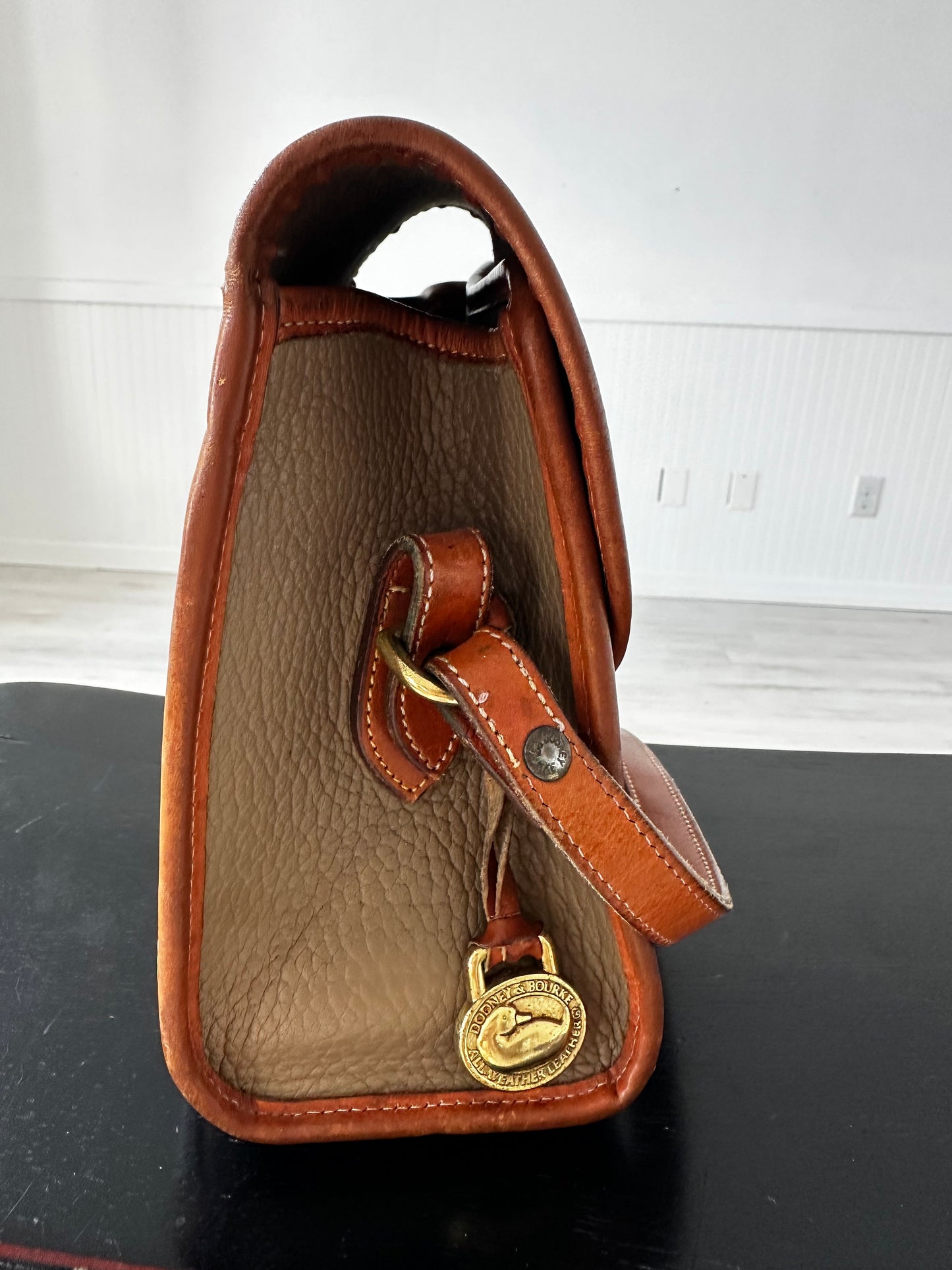 90s Dooney and Bourke Essex bag with matching coin pouch