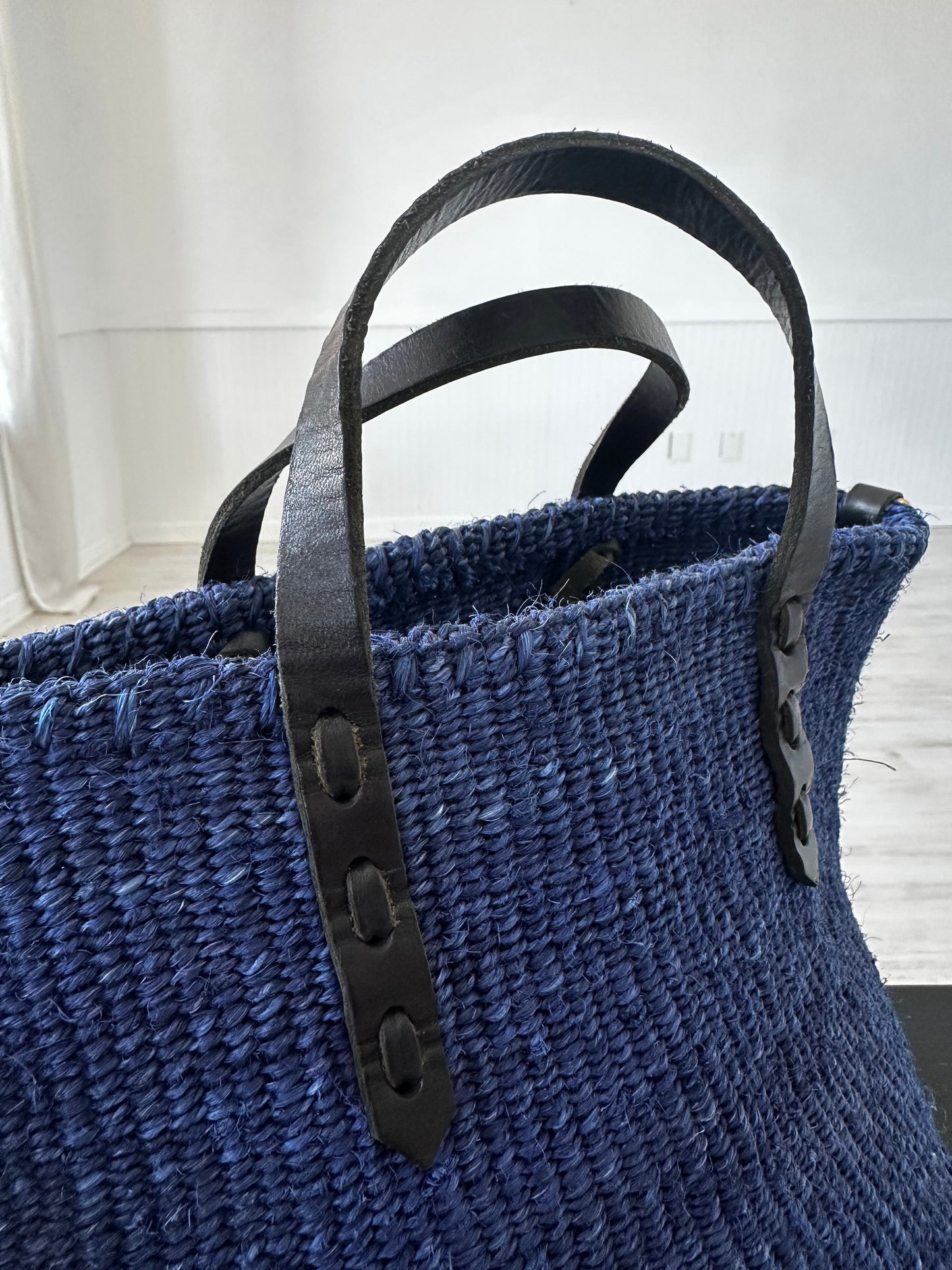 Clare V petite Kenya bag in cobalt