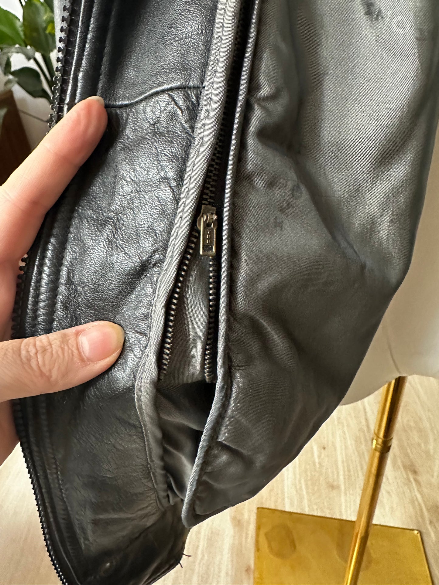 90s Wilson’s black leather bomber with removable lining