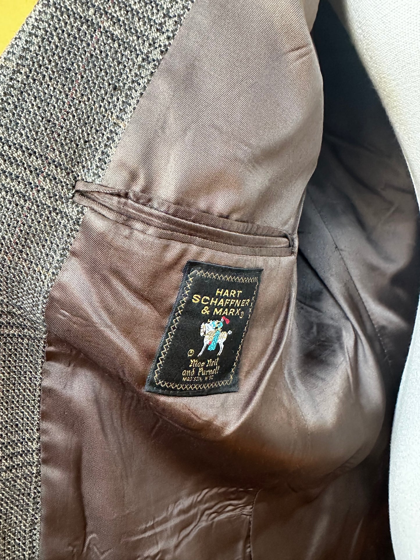 80s Hart Schaffner and Marx wool blazer. Made in the USA