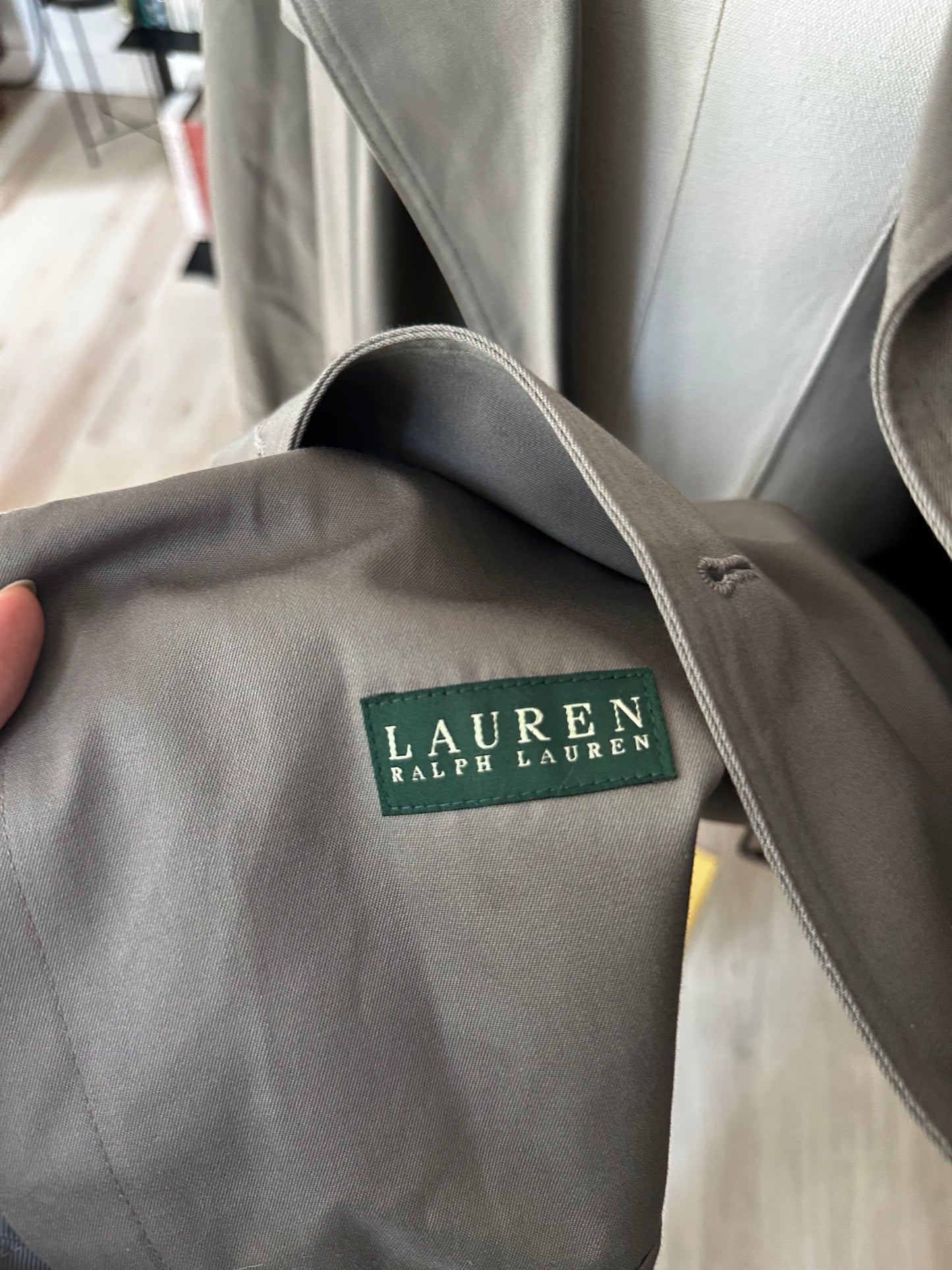90s Lauren Ralph Lauren trench with removable wool lining and collar.