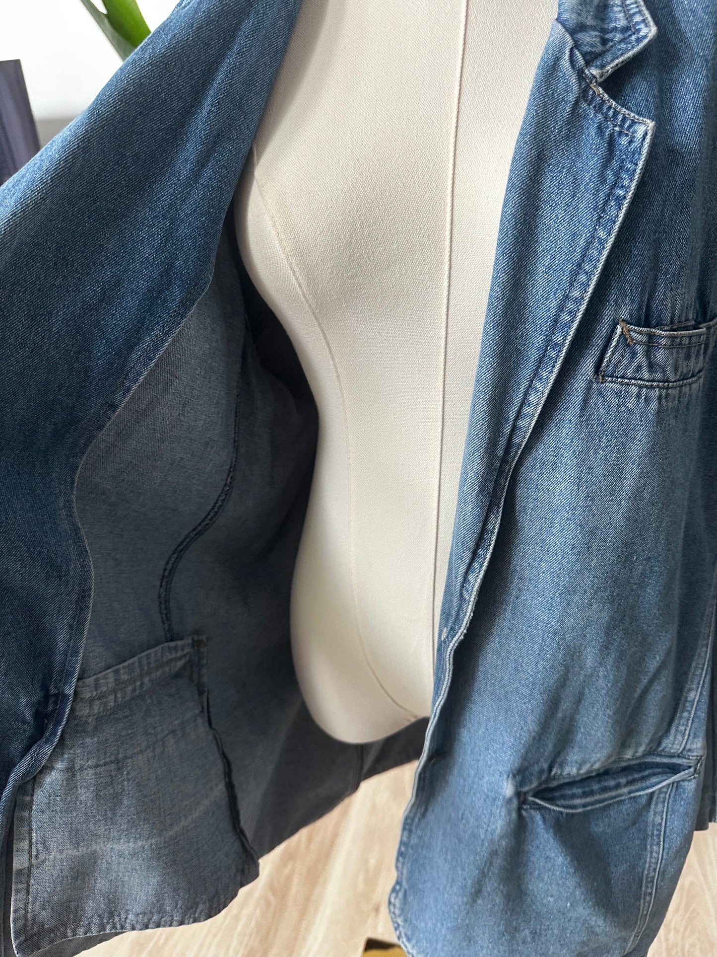90s denim blazer (no brand)