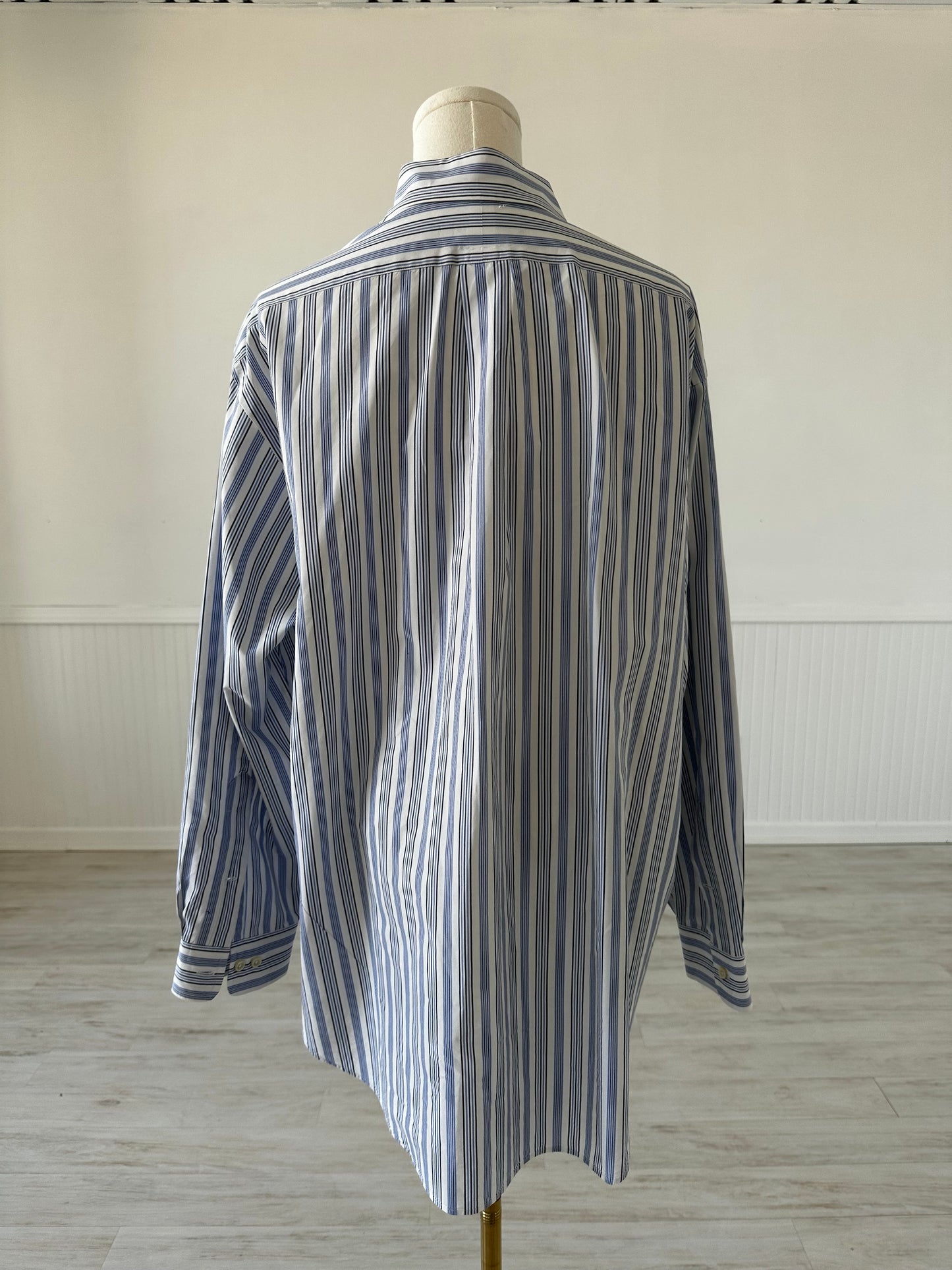 90s Ralph Lauren striped poplin button down. Made in Hong Kong