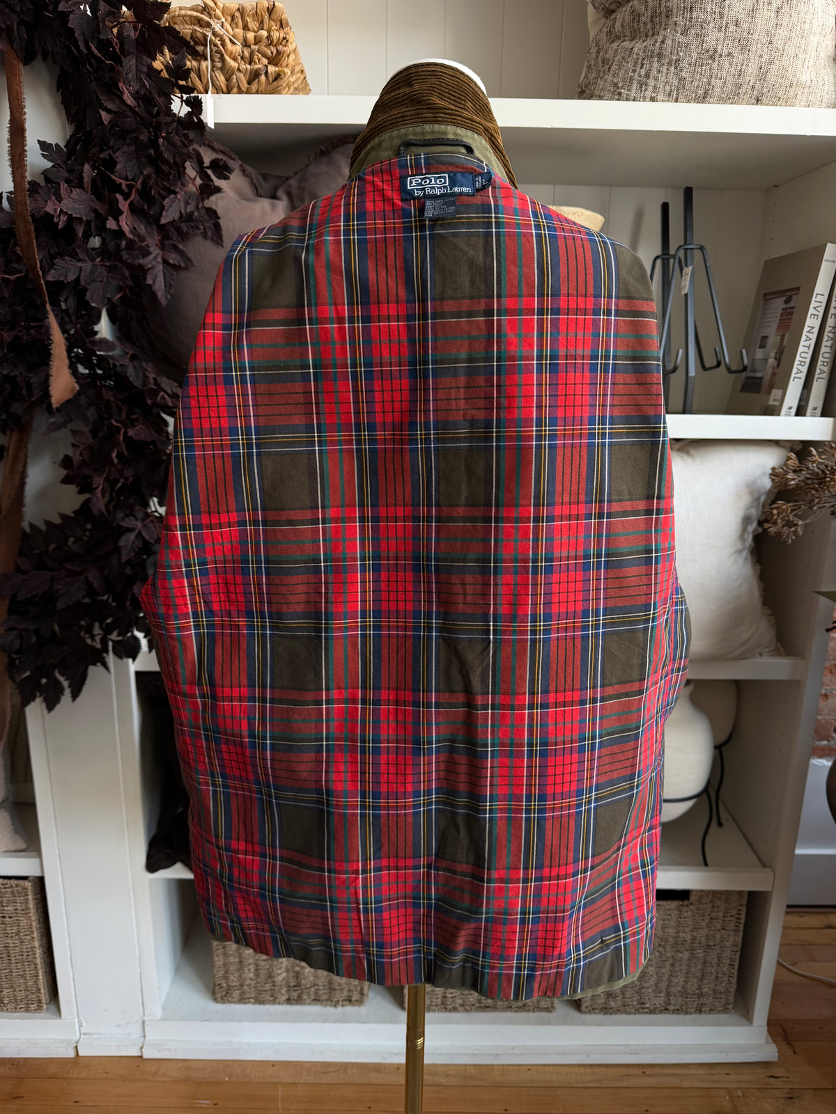 90s Polo Ralph Lauren green barn coat with plaid lining. Fits M-XL