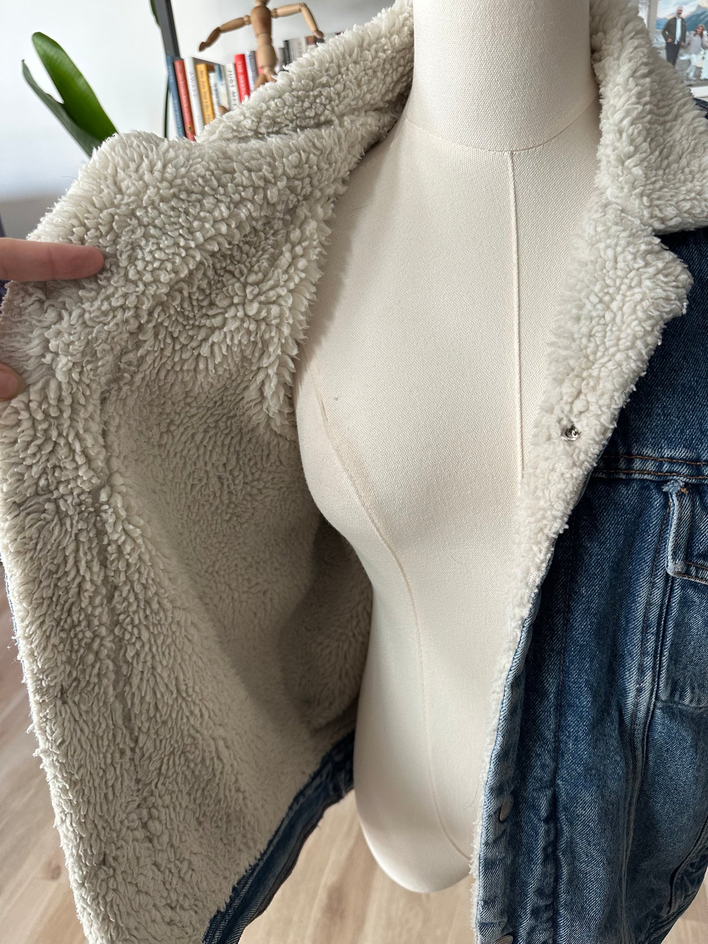 90s Gap Sherpa lined denim jacket