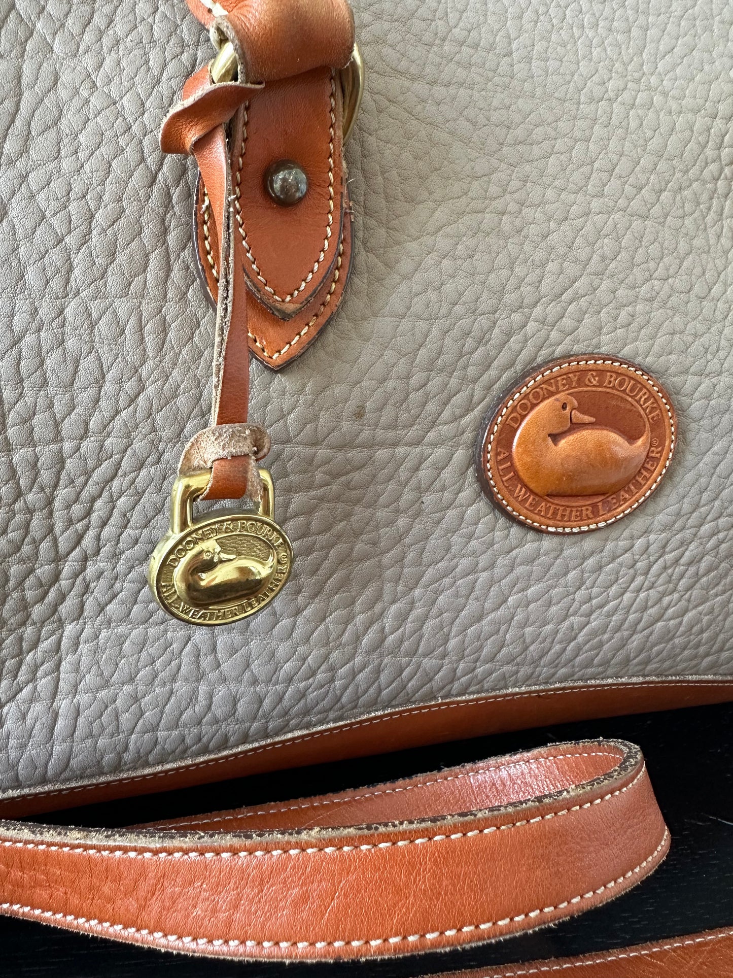90's Dooney & Bourke Taupe Top Zip Shoulder Satchel with crossbody strap