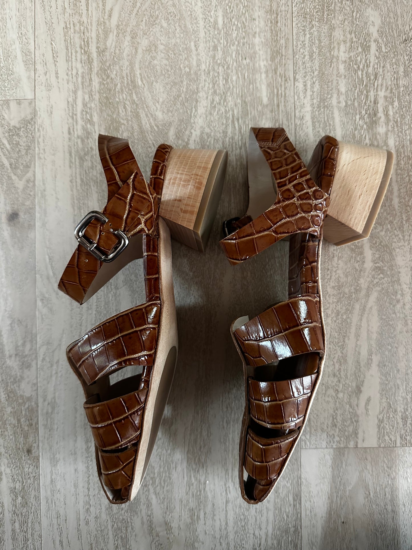 Freda Salvador Hattie sandal in brown croc. Size 9