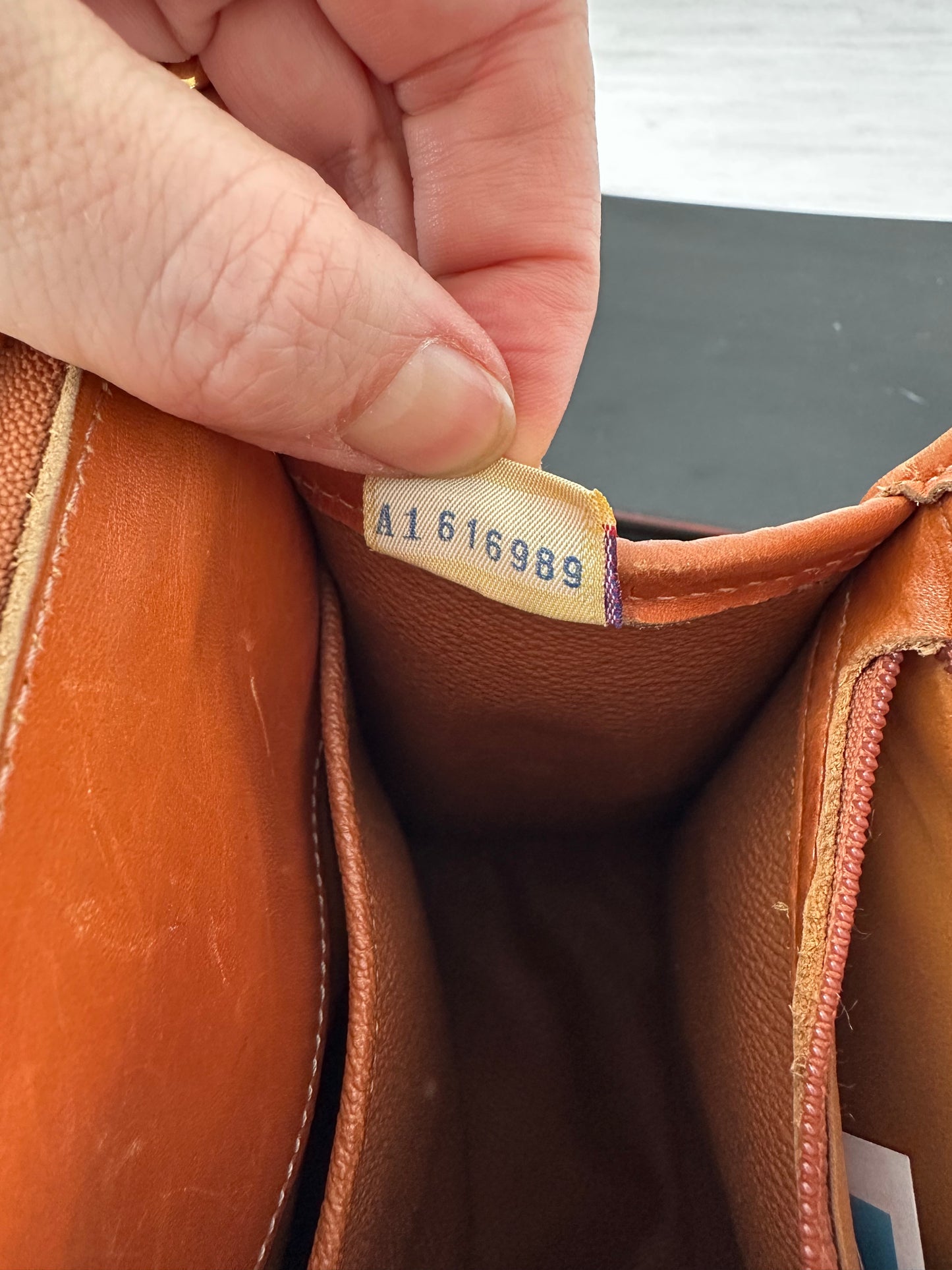 90's Dooney & Bourke Taupe Top Zip Shoulder Satchel with crossbody strap