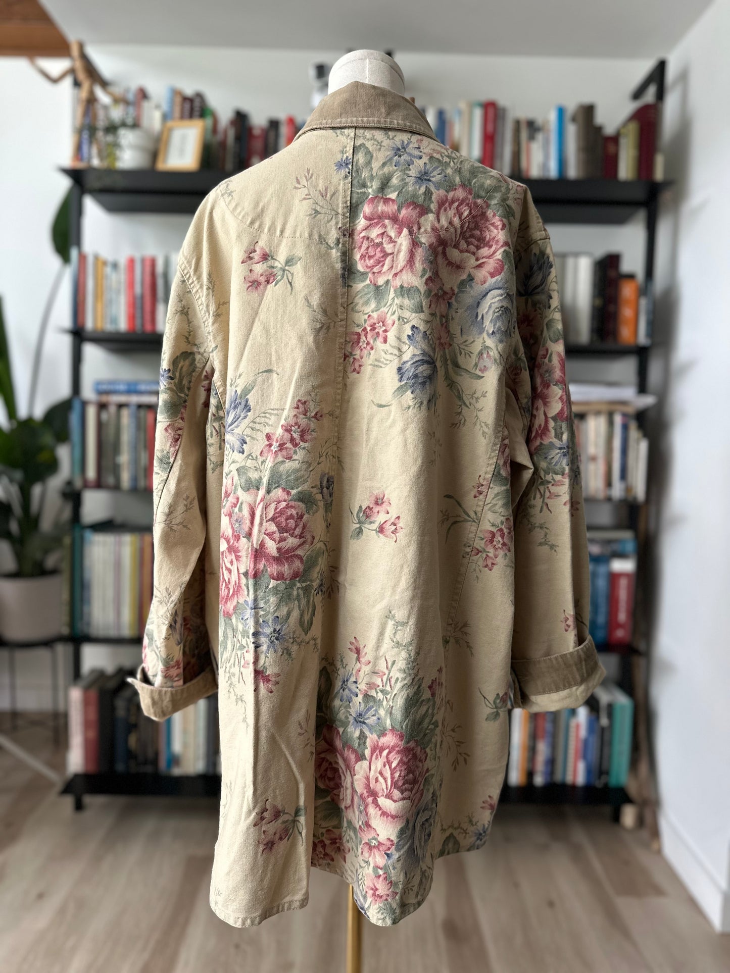90s Coldwater Creek linen/cotton floral barn coat