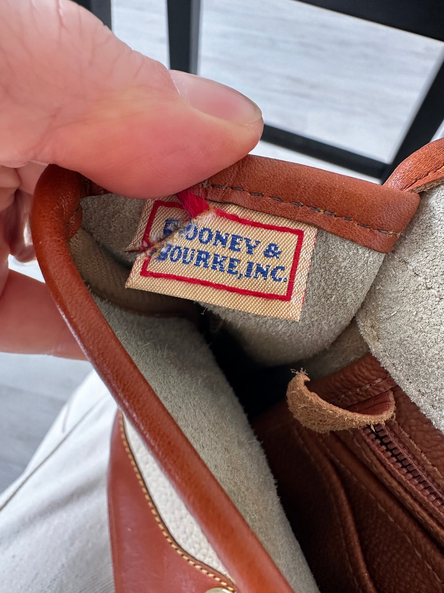 90s/00s Dooney and Bourke carrier bag
