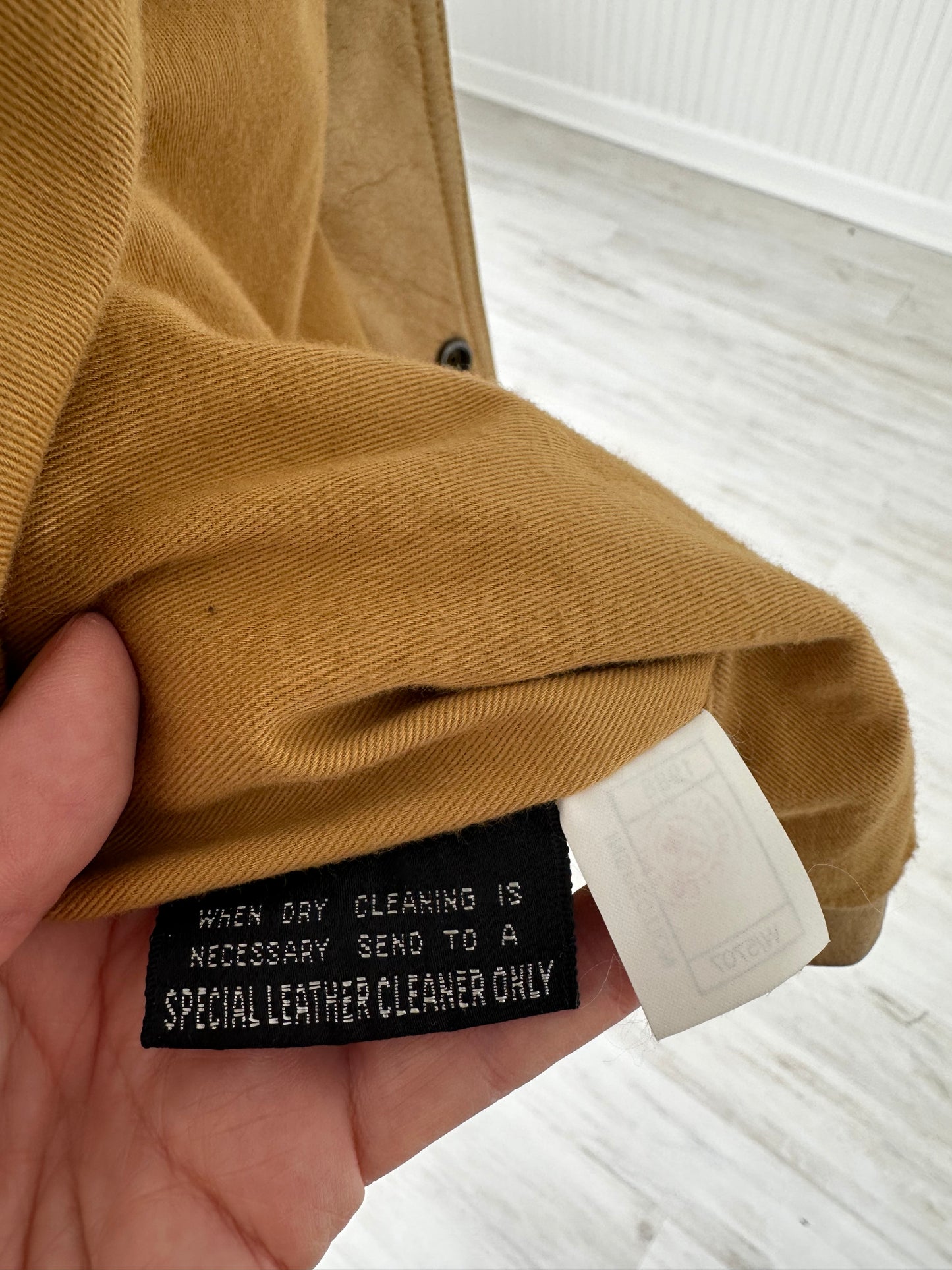 90s Adventure Bound by Wilson’s suede fringe leather jacket