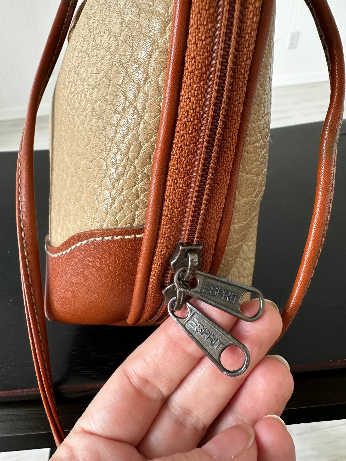 80s Esprit pebbled leather crossbody