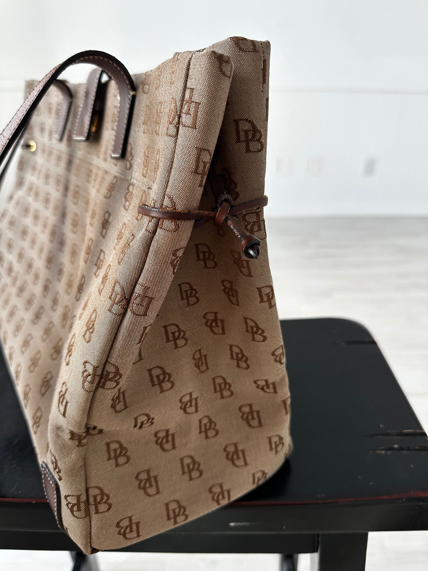 90s Dooney and Bourke signature monogram canvas tote bag