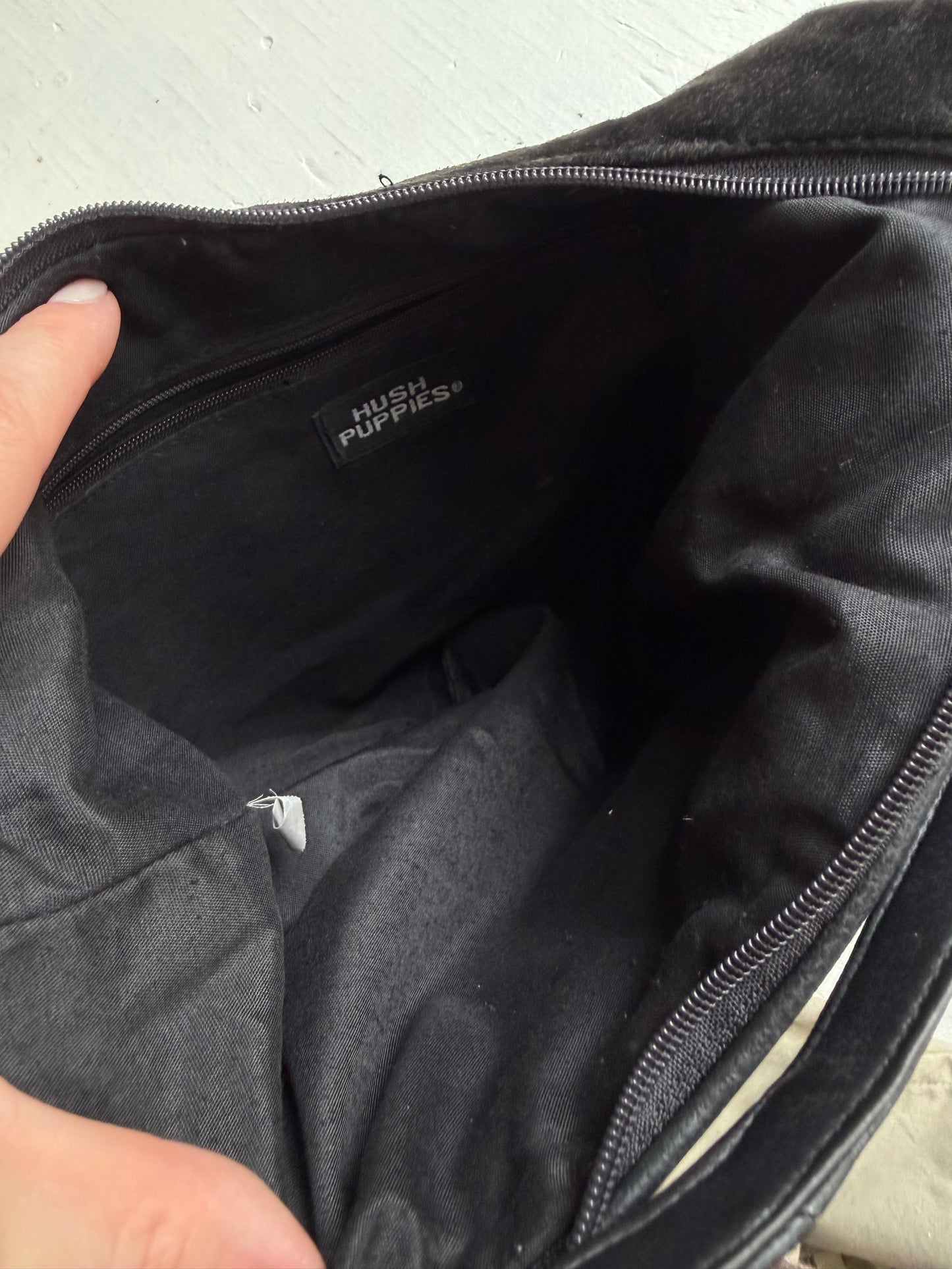 90s Hush Puppies black leather and suede shoulder bag