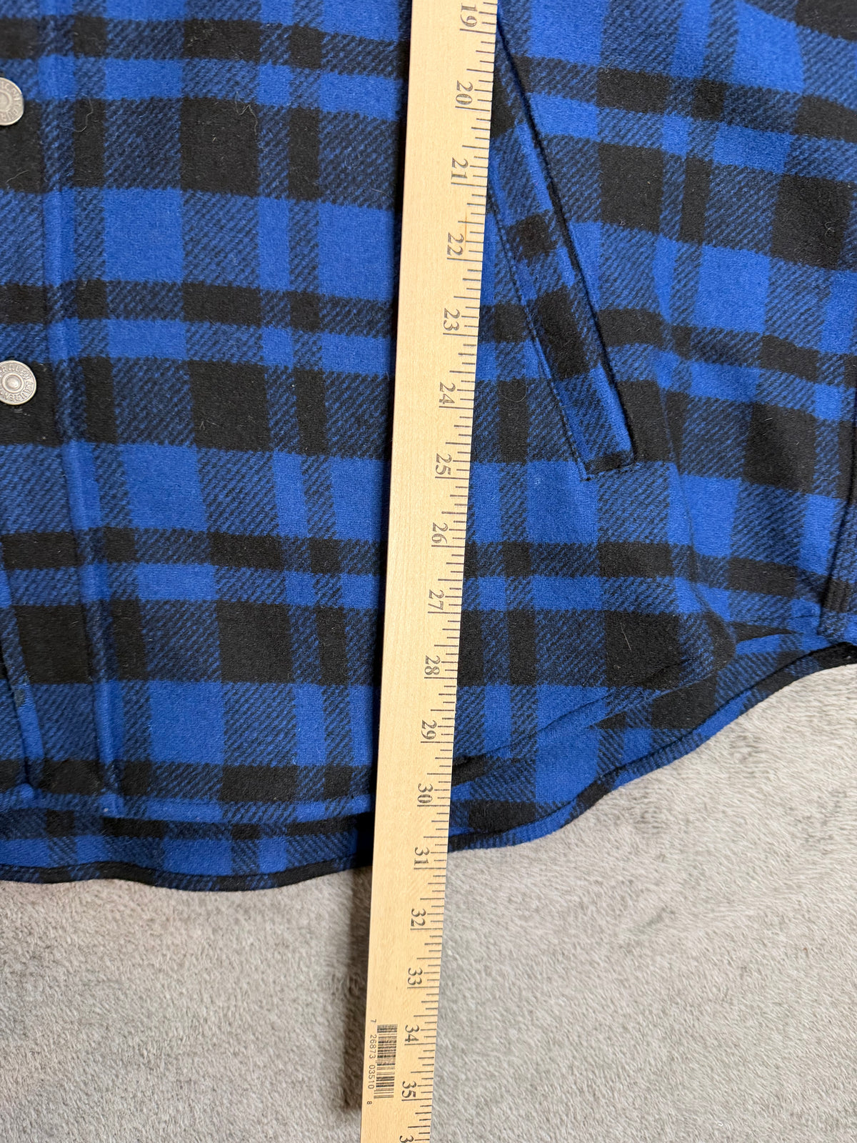 Polo Ralph Lauren plaid wool jacket with corduroy collar. Fits M-XL