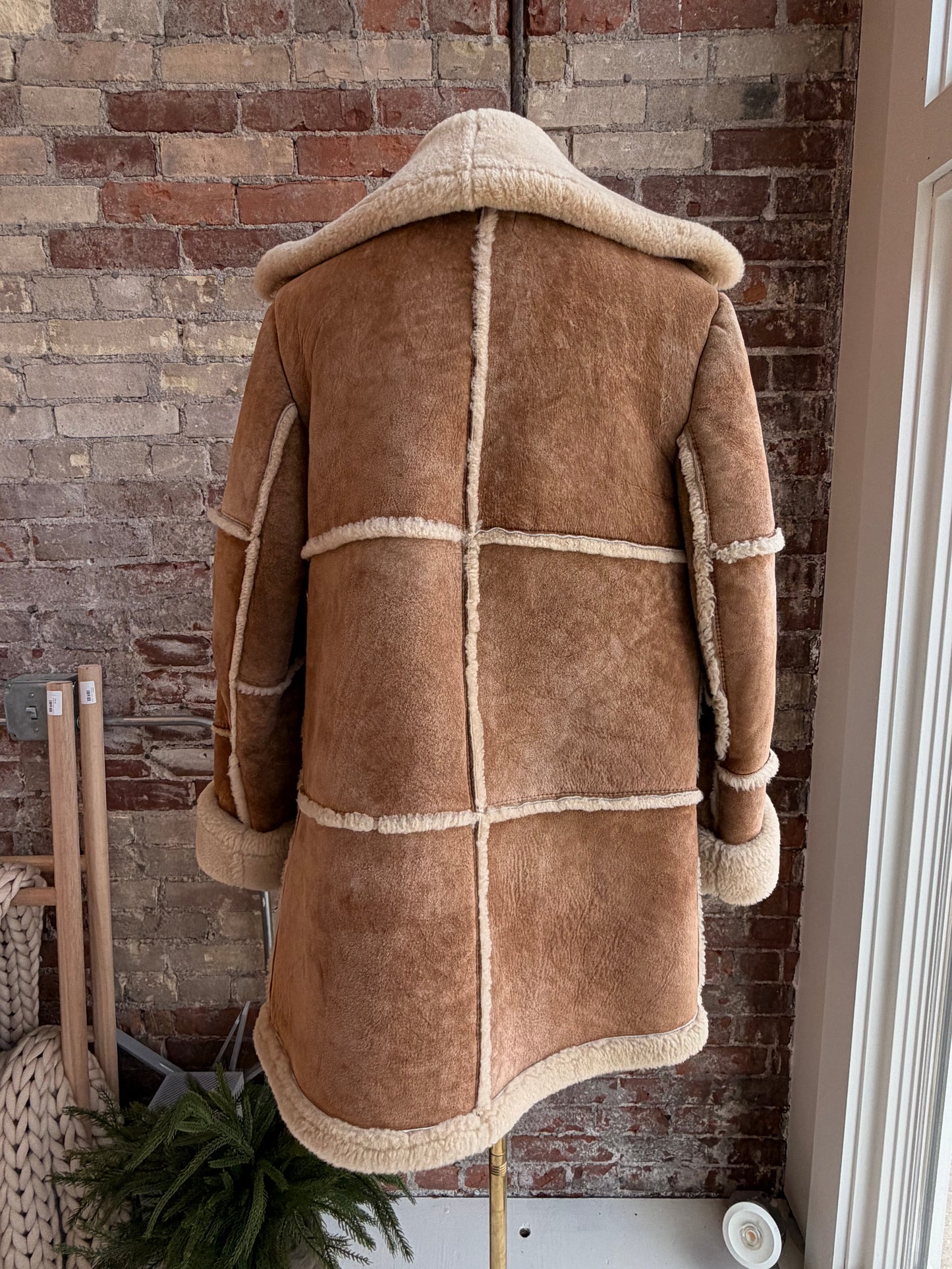 70s Sportsman Mfg Co 100% sheepskin jacket. Made in the USA