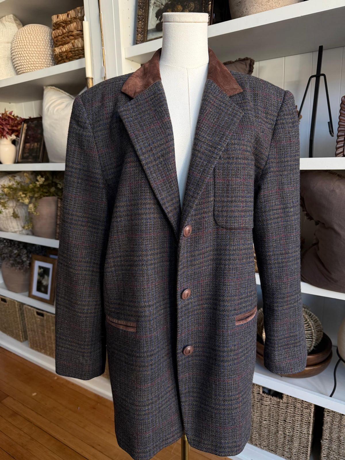 90s Express tweed blazer with leather collar. Fits S-L
