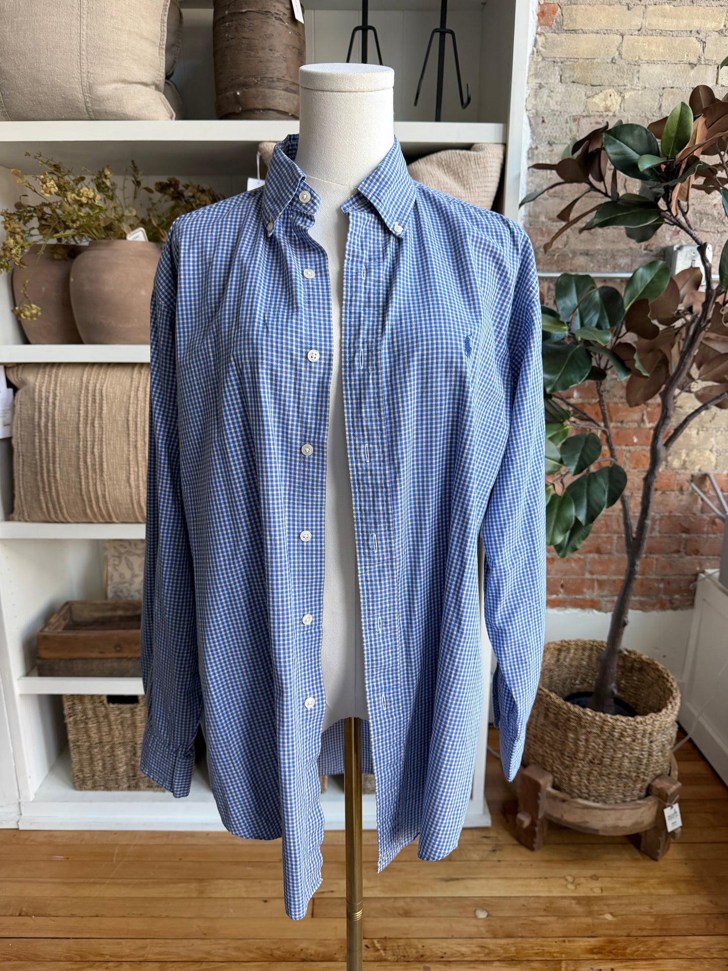 90s Ralph Lauren blue check Yarmouth poplin button down. Made in Hong Kong
