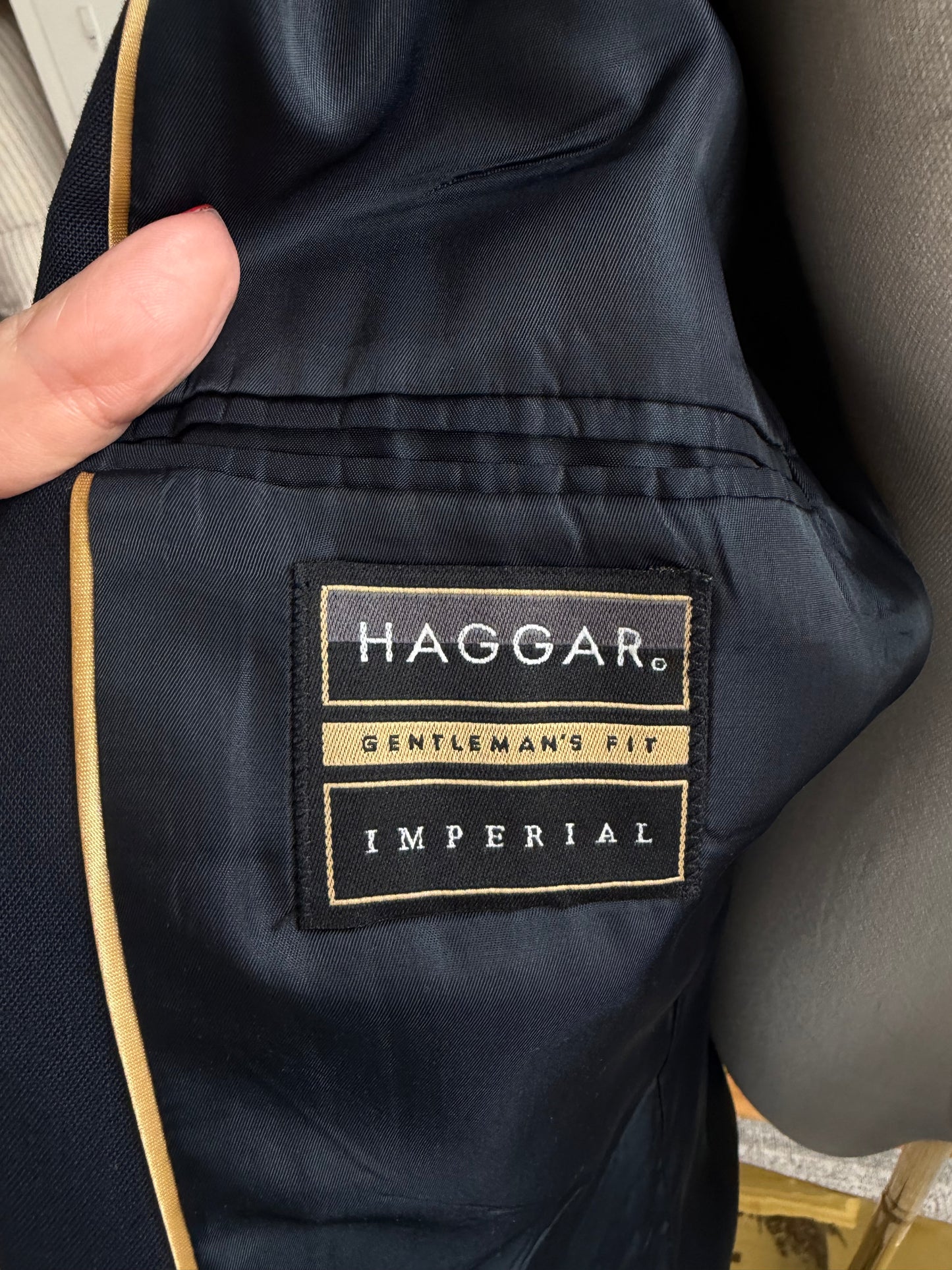 80s Hagaar lightweight navy wool blazer. Made in the USA