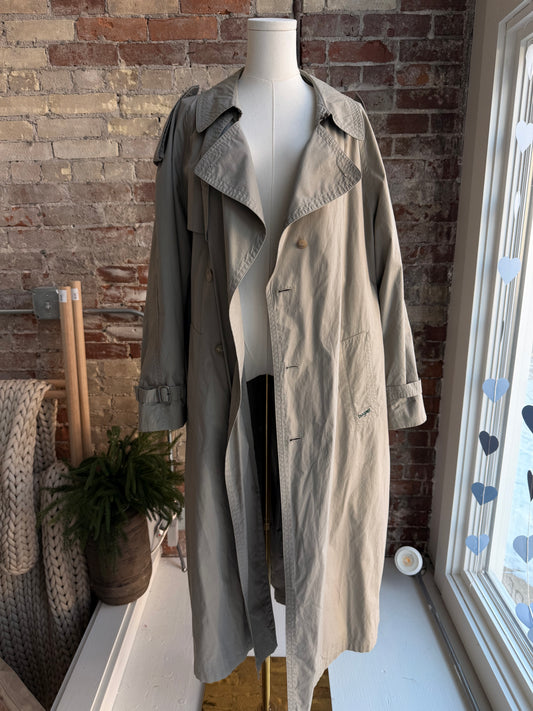 90s Thames of London trench with zip out wool lining