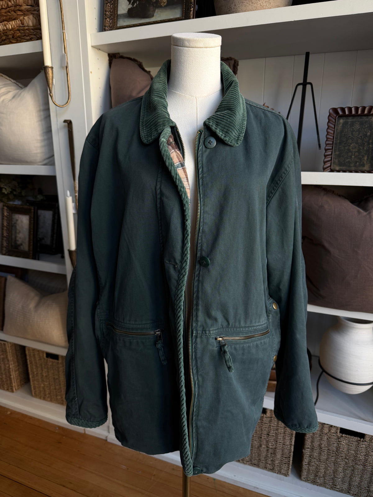 90s Brandon Thomas reversible chore coat. Fits XS-M