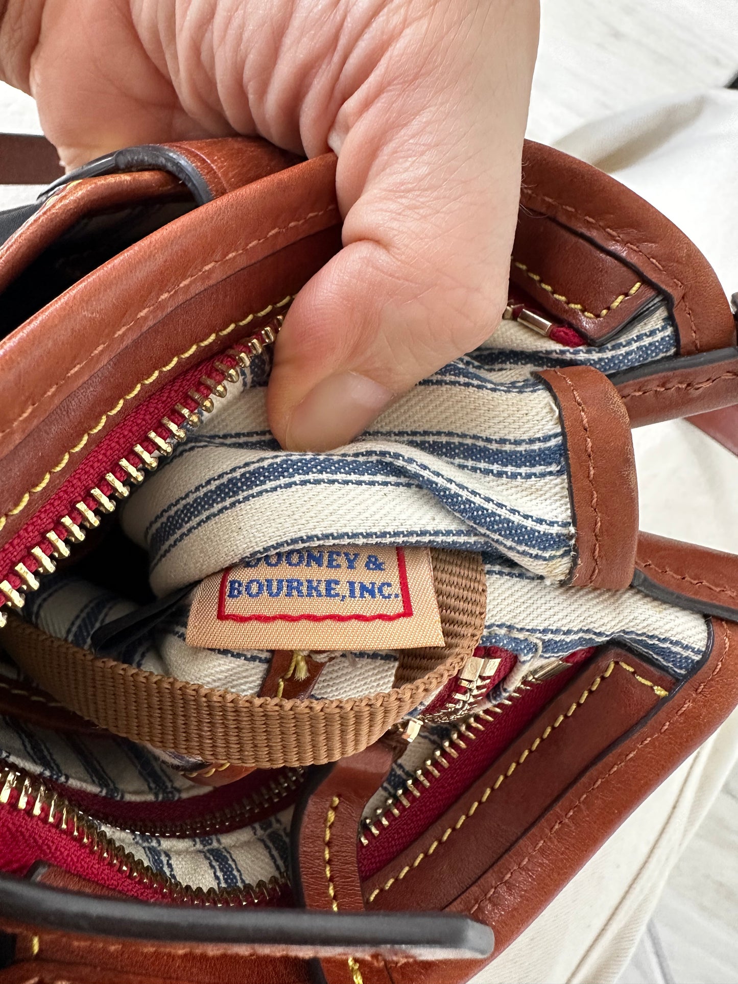 Dooney and Bourke Wayfair letter carrier bag