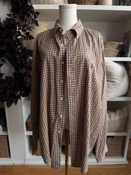 90s Ralph Lauren Yarmouth plaid button down. Fits M-XL