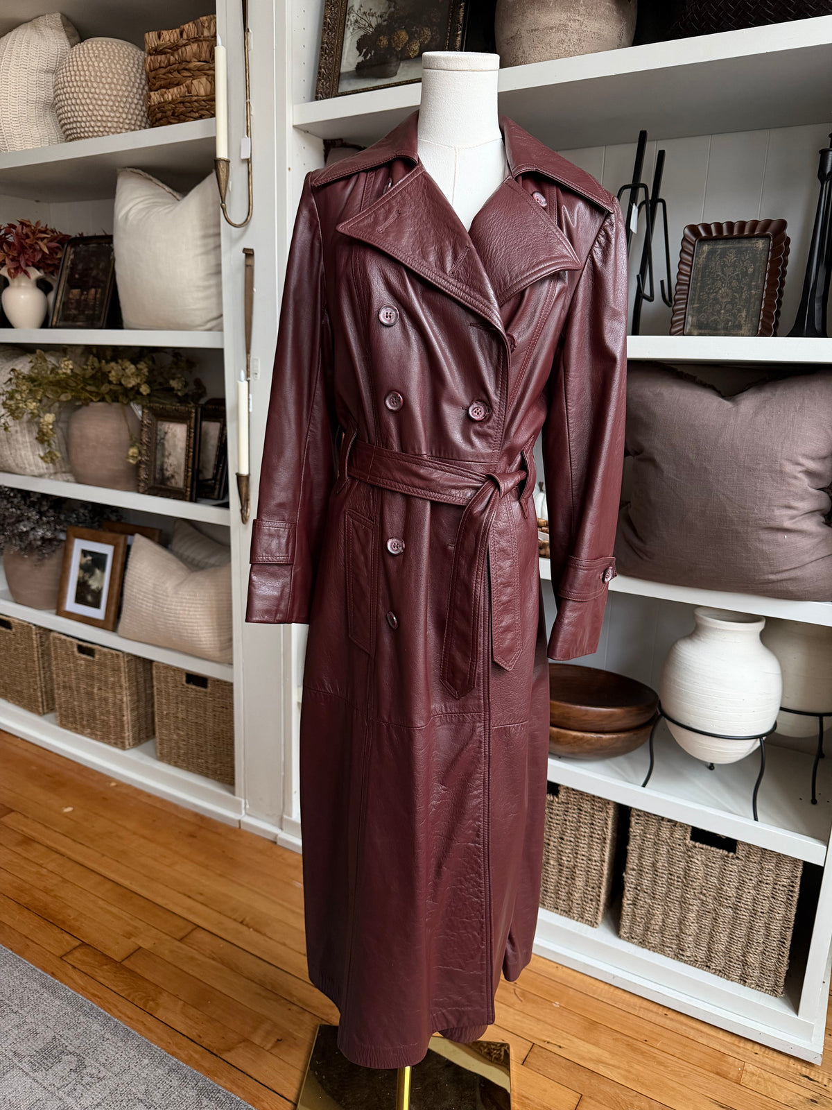 70s Burgundy leather trench. Made in the USA. Fits XXS-S