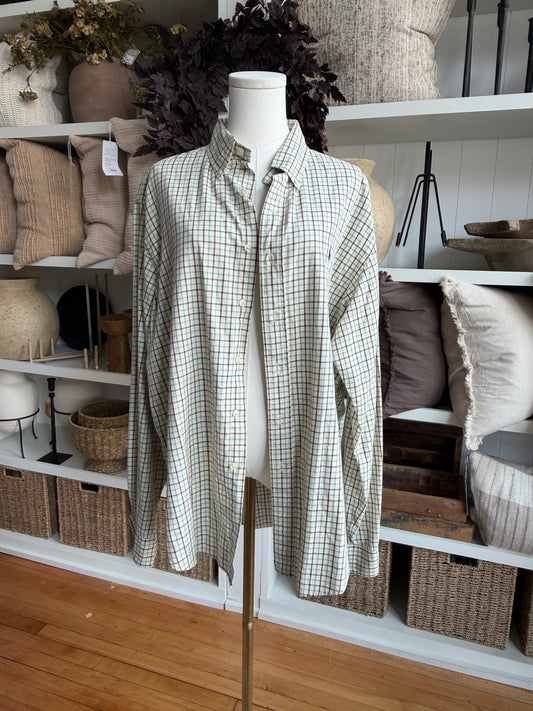 90s Ralph Lauren Classic Fit cotton button down. Fits S-L