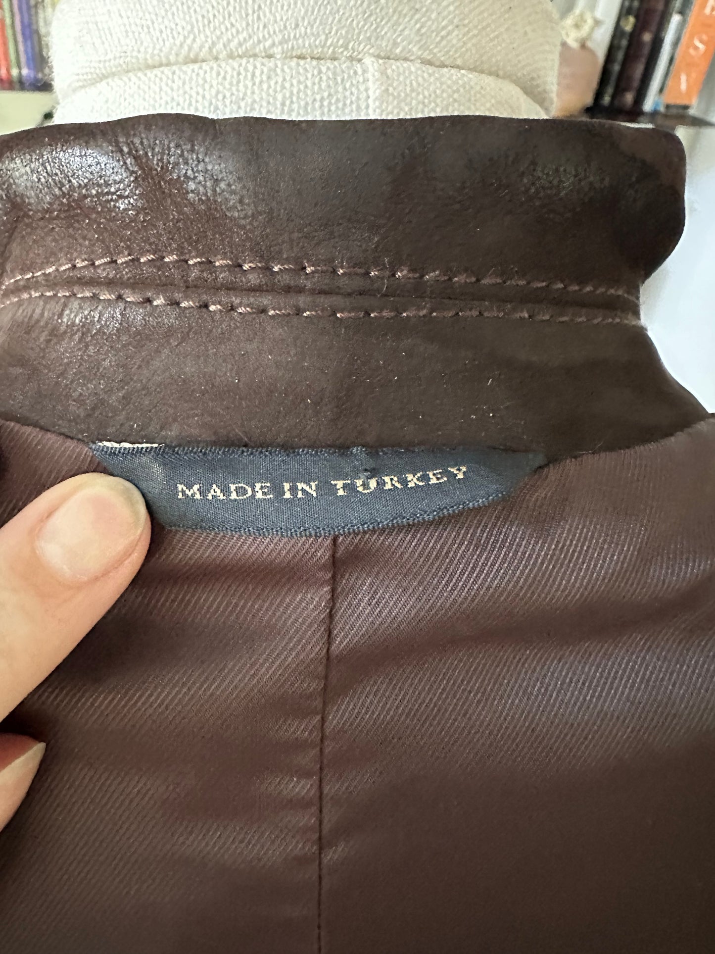 90s/00s Banana Republic brown  leather blazer
