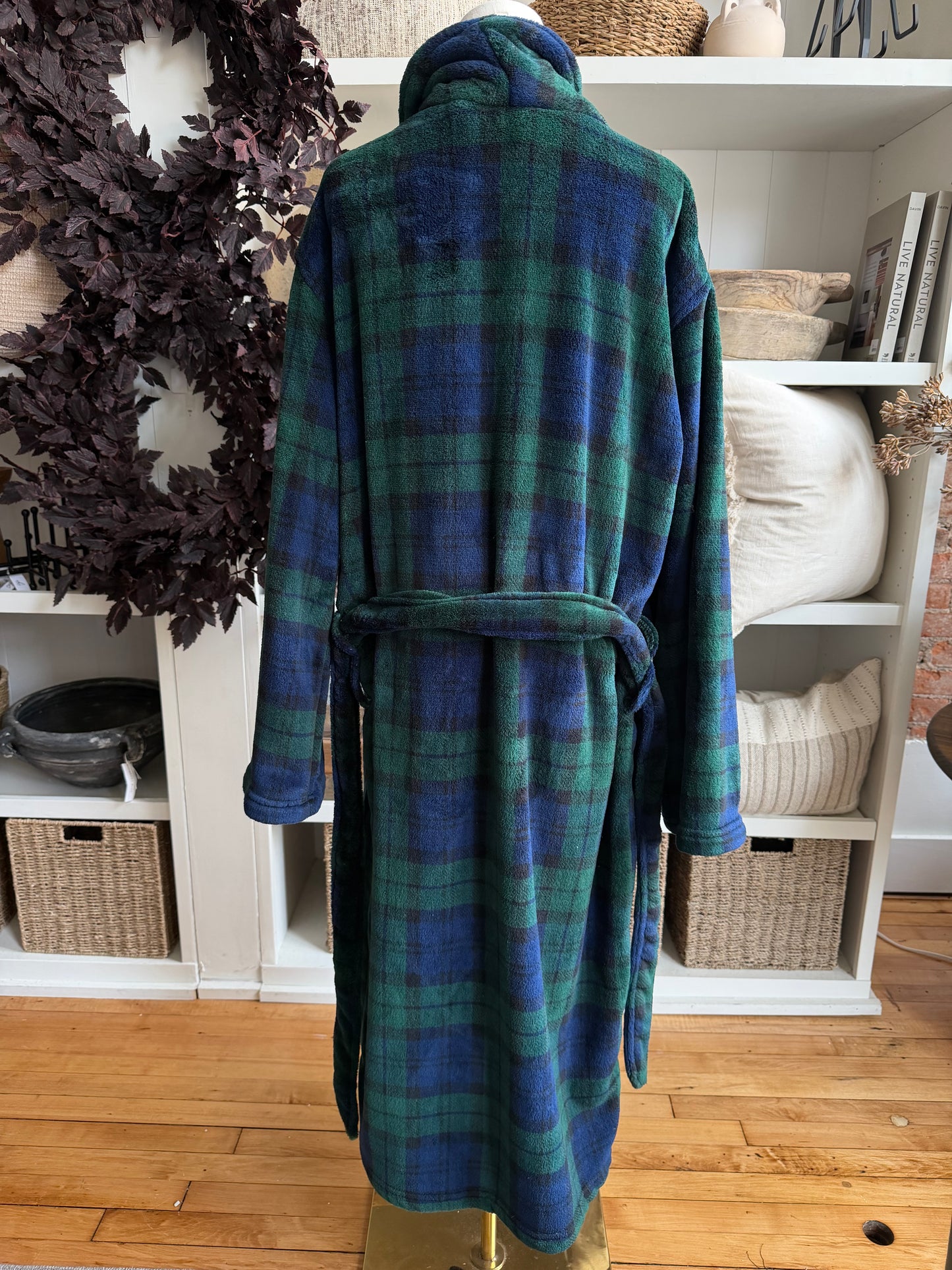 Polo Ralph Lauren plush robe. Fits S-L
