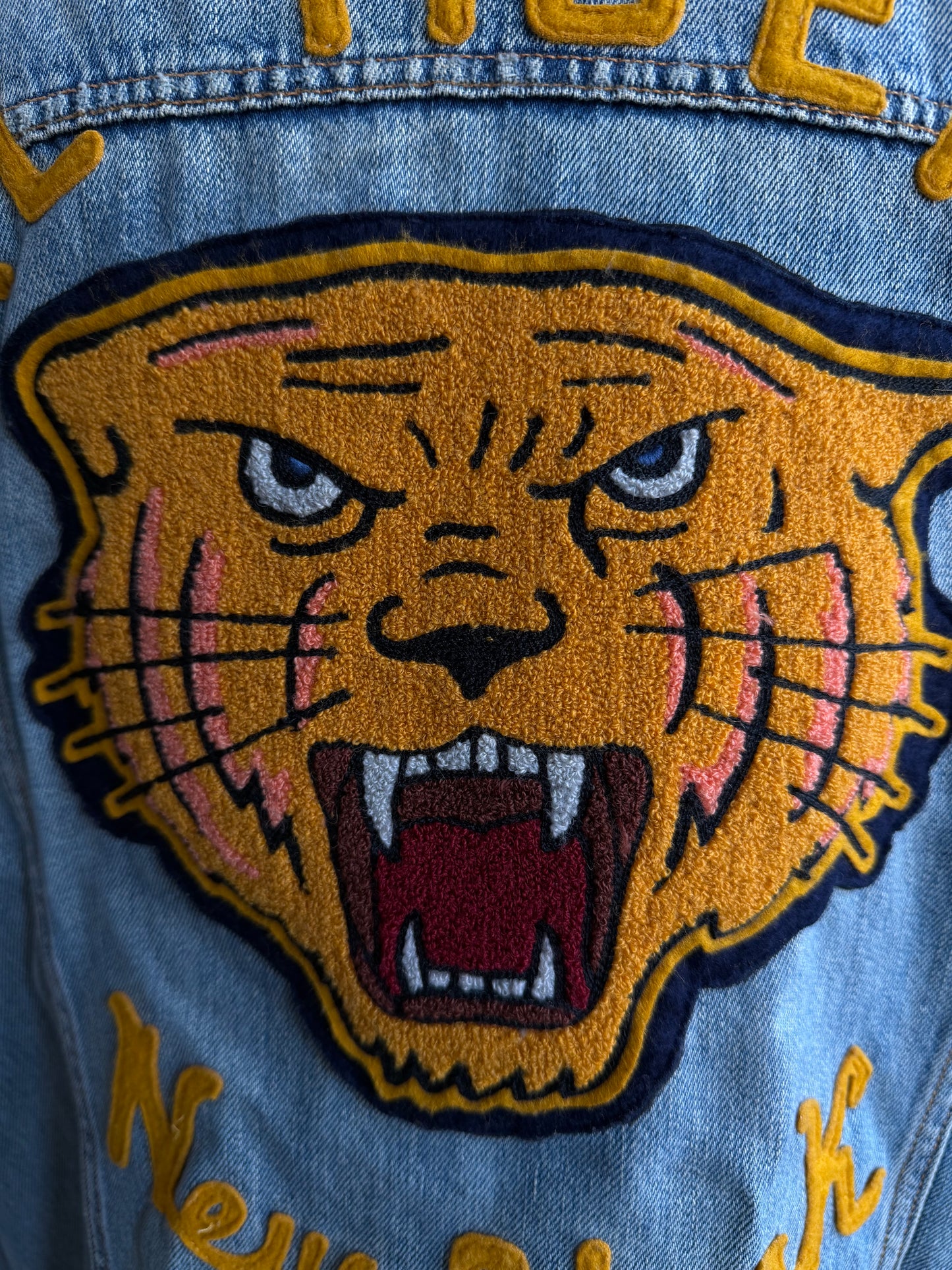 00s Polo Ralph Lauren denim jacket with tiger on back. Fits S-L