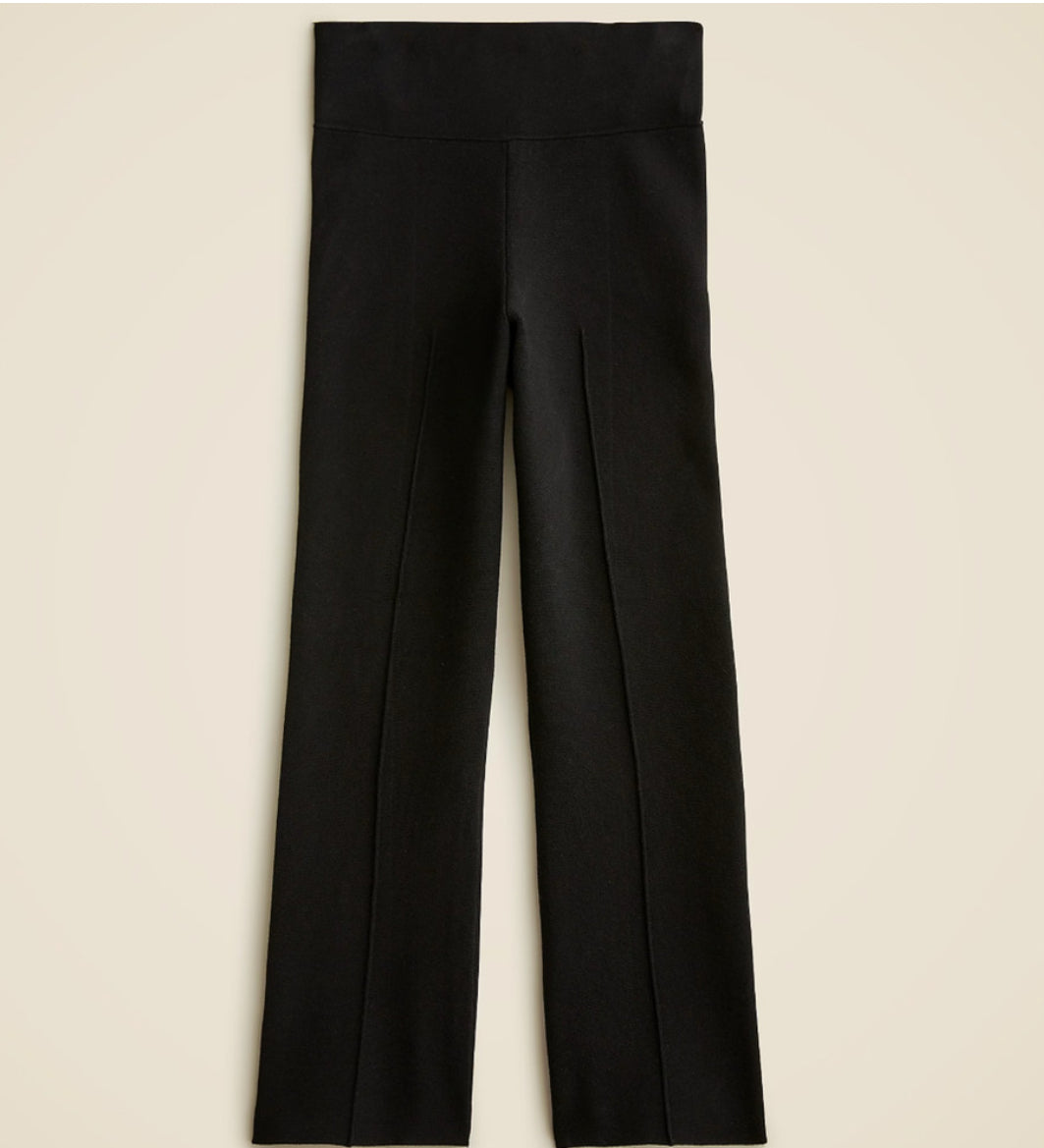 JCrew Delaney kick out sweater pant in black. Size medium tall