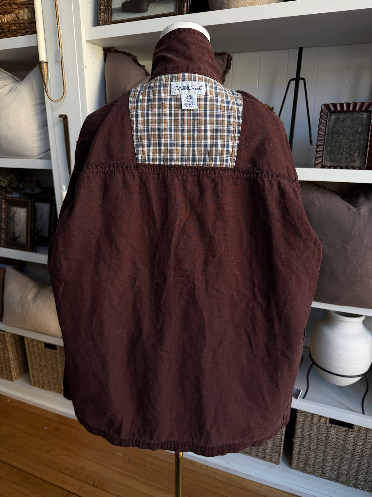 90s Cabin Creek brown chore coat. Fits S-L