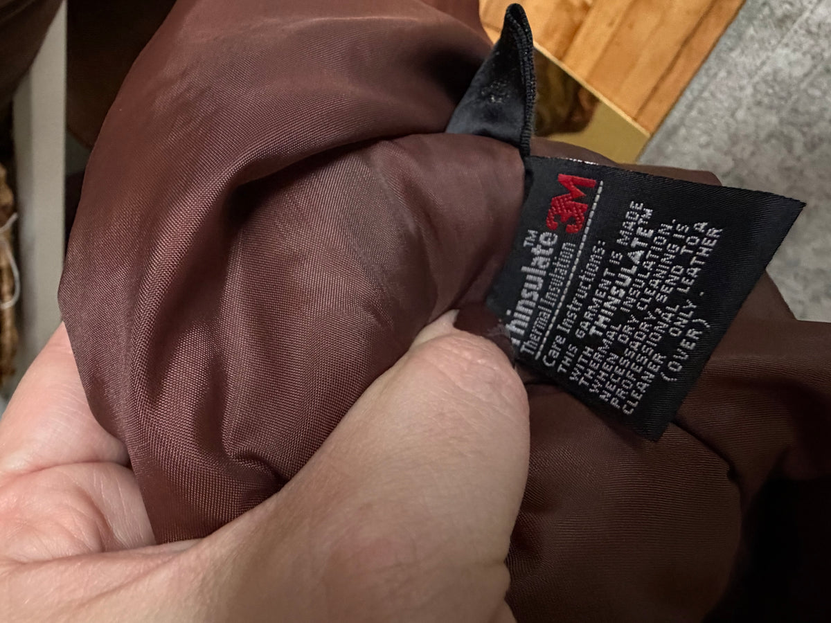 90s Wilson’s Adventure Bound leather bomber. Fits S-L