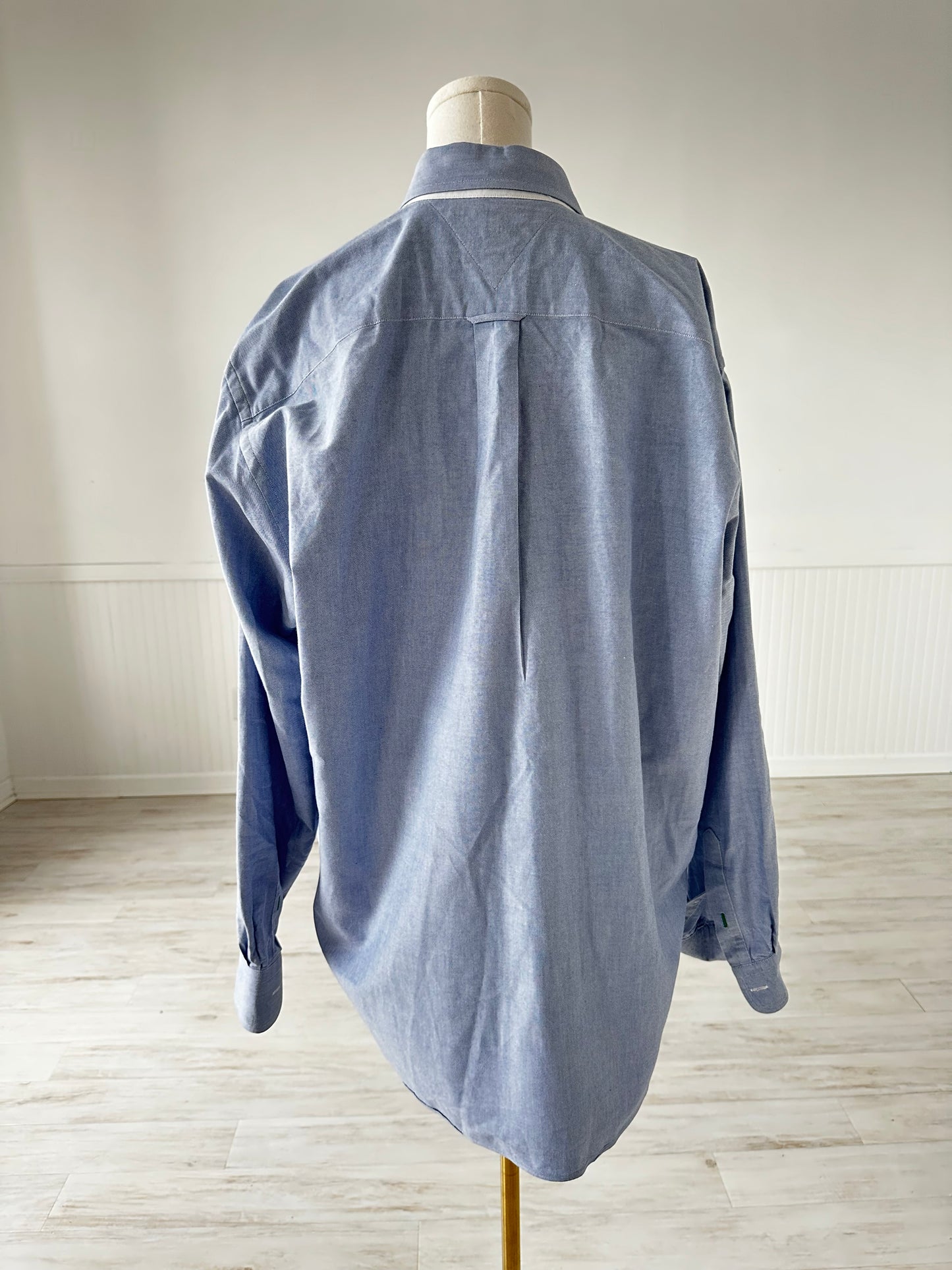90s Tommy Hilfiger blue oxford