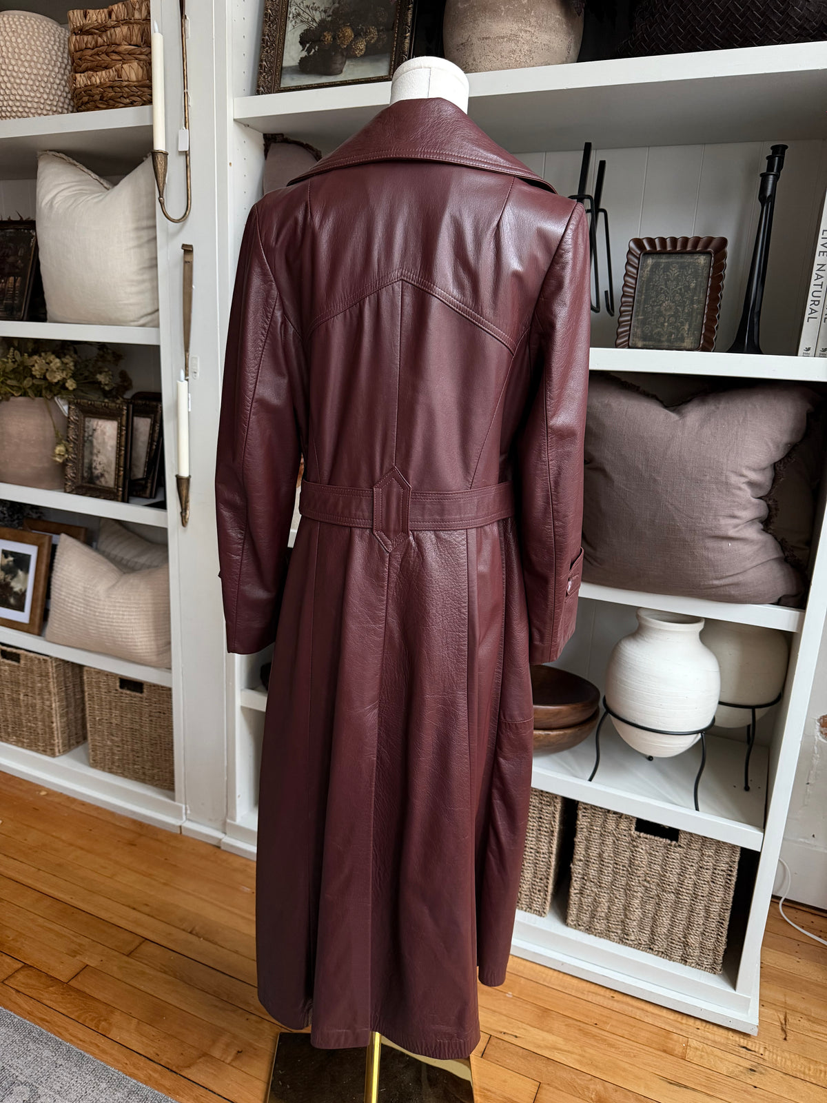 70s Burgundy leather trench. Made in the USA. Fits XXS-S