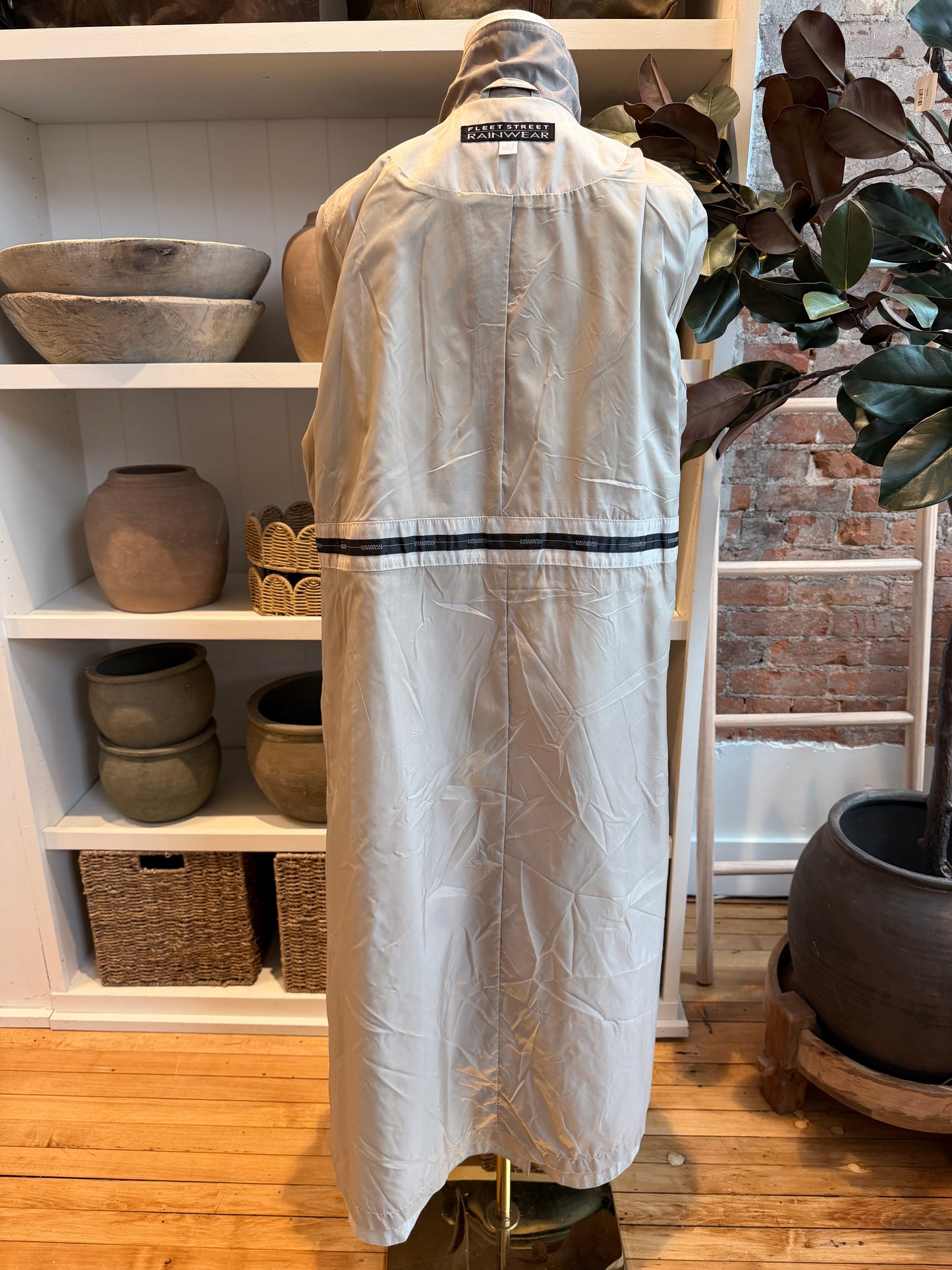 90s Fleet Street light weight trench